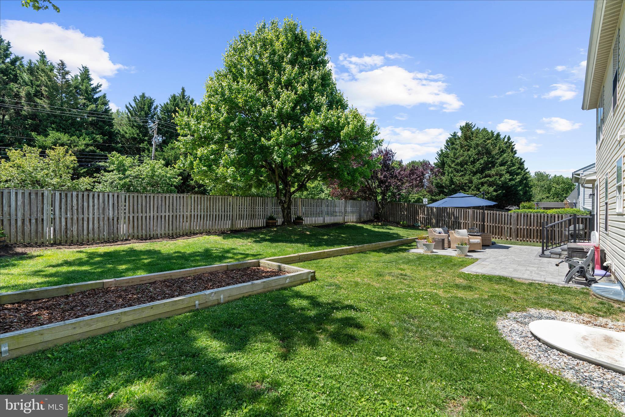 FOUR SEASONS ESTATES - Residential