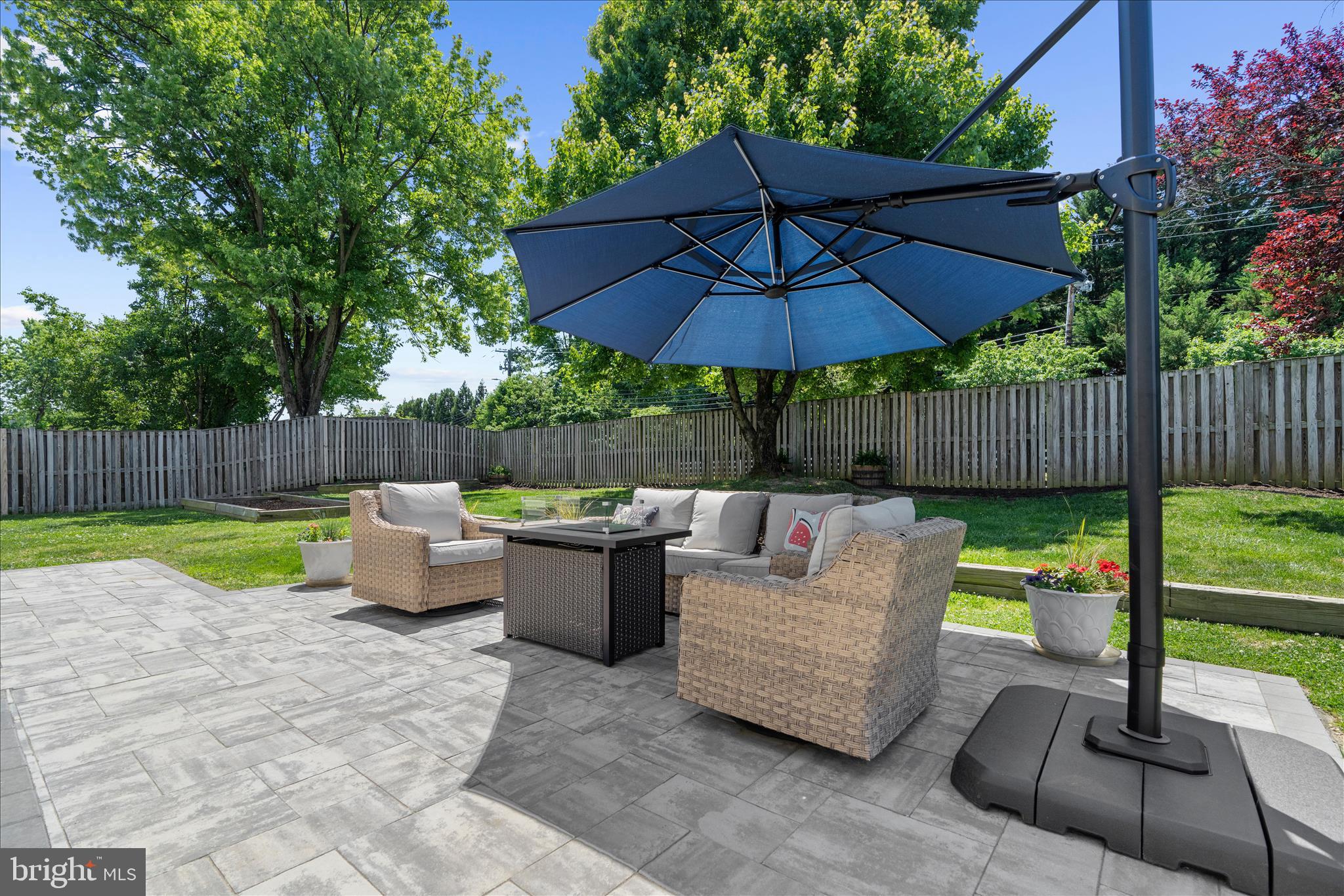 FOUR SEASONS ESTATES - Residential