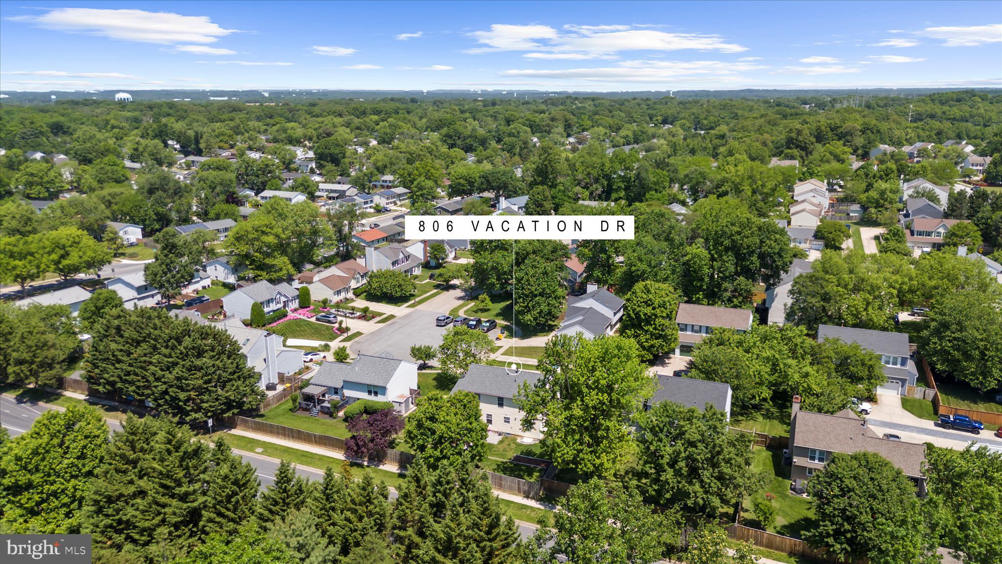 FOUR SEASONS ESTATES - Residential
