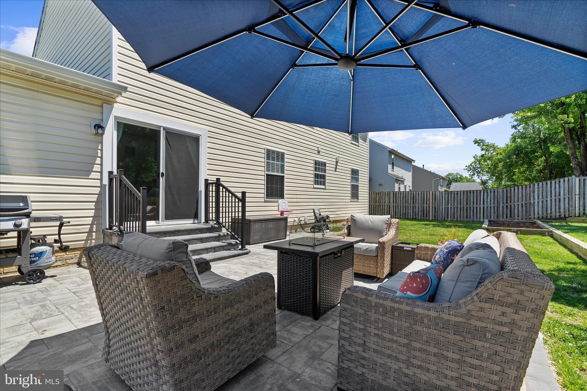 FOUR SEASONS ESTATES - Residential