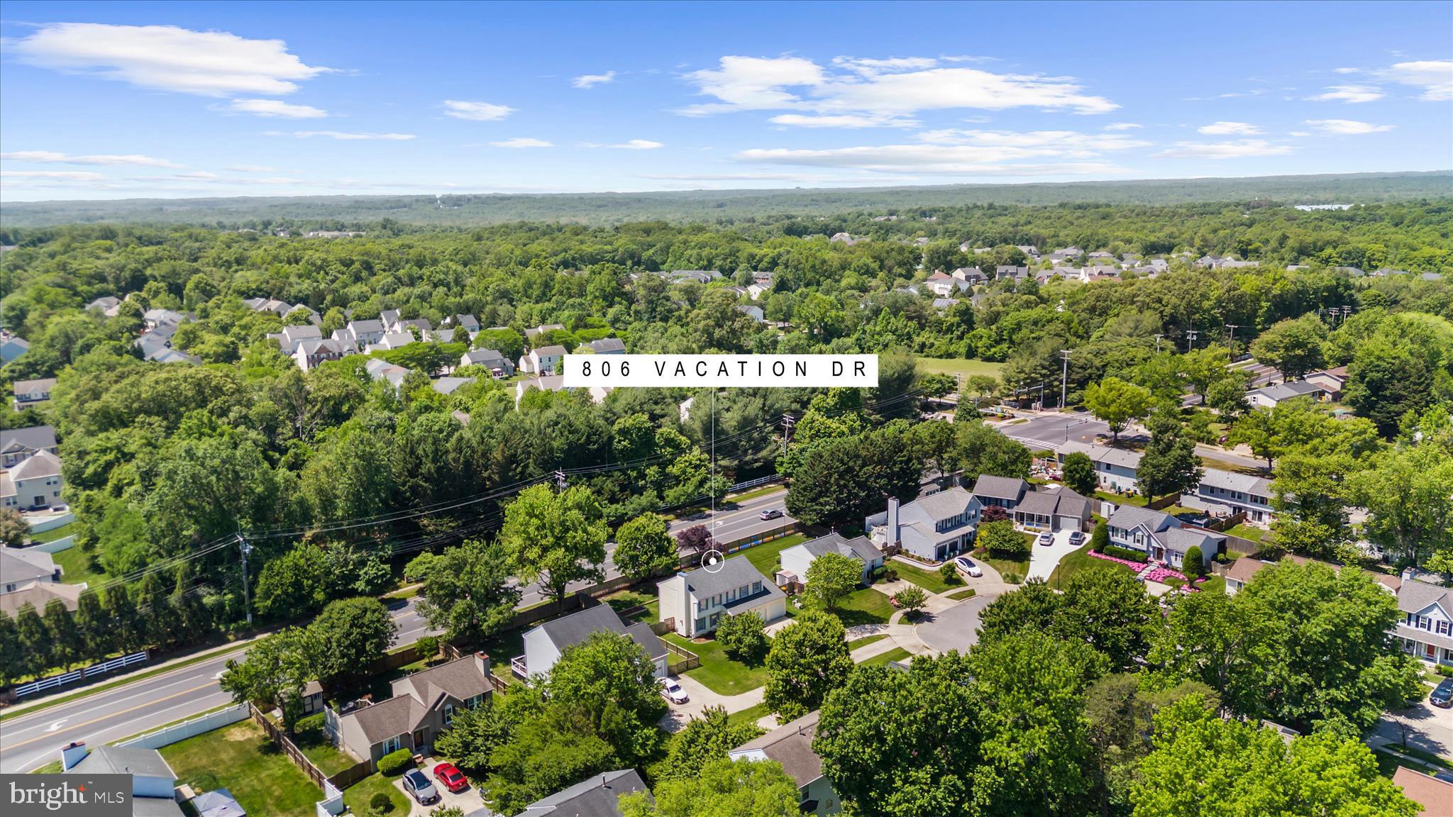 FOUR SEASONS ESTATES - Residential