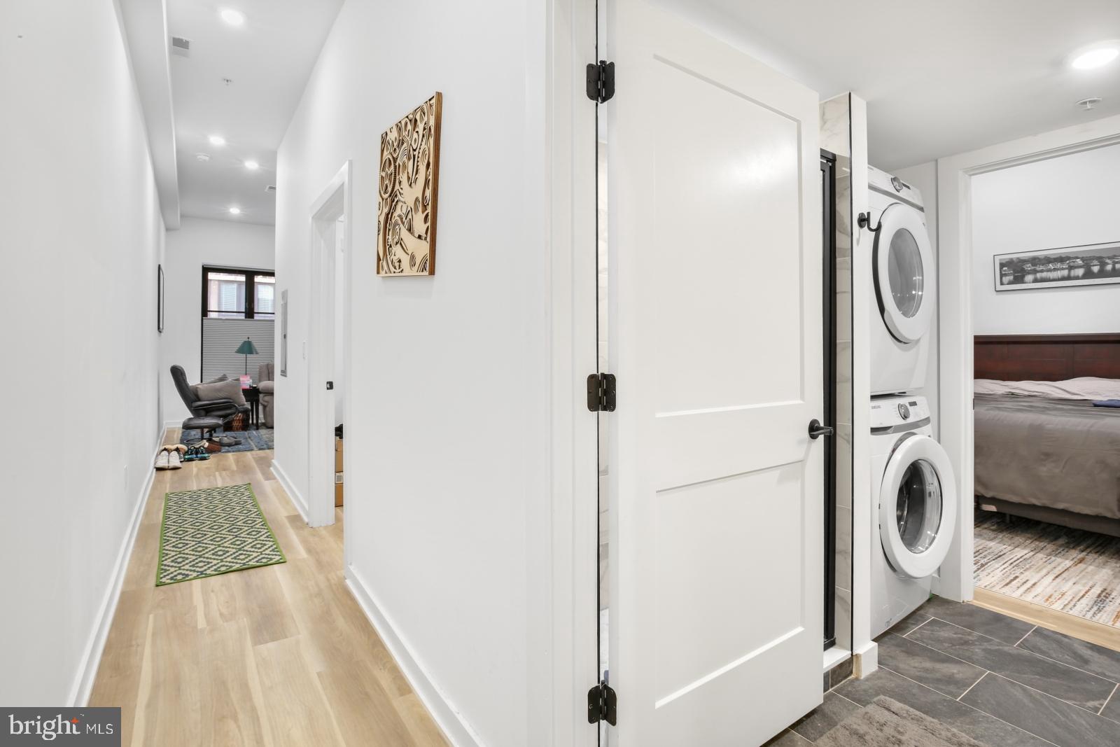 CENTER CITY - Residential Lease