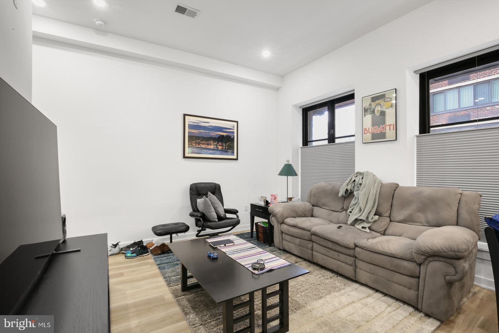 CENTER CITY - Residential Lease