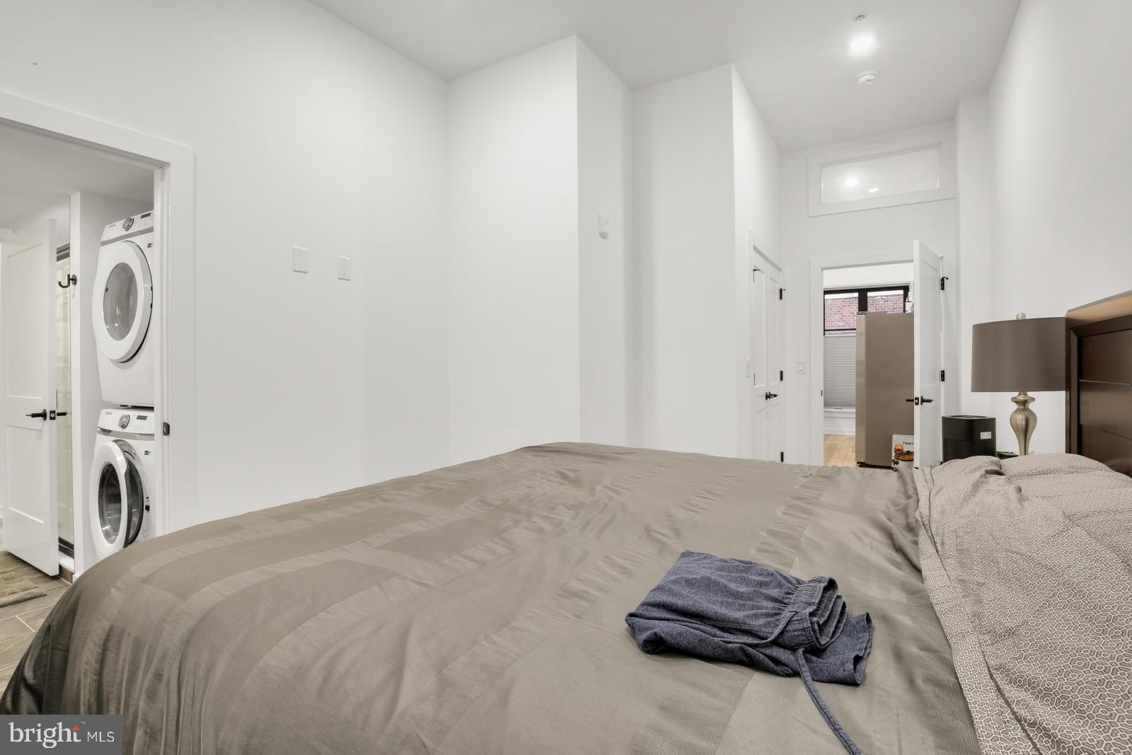 CENTER CITY - Residential Lease