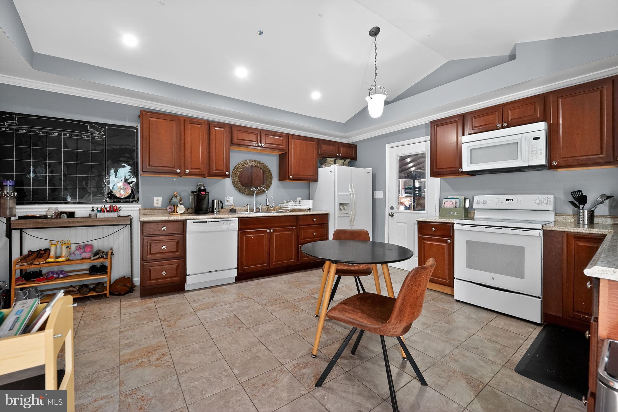 ROCK VIEW BEACH - Residential