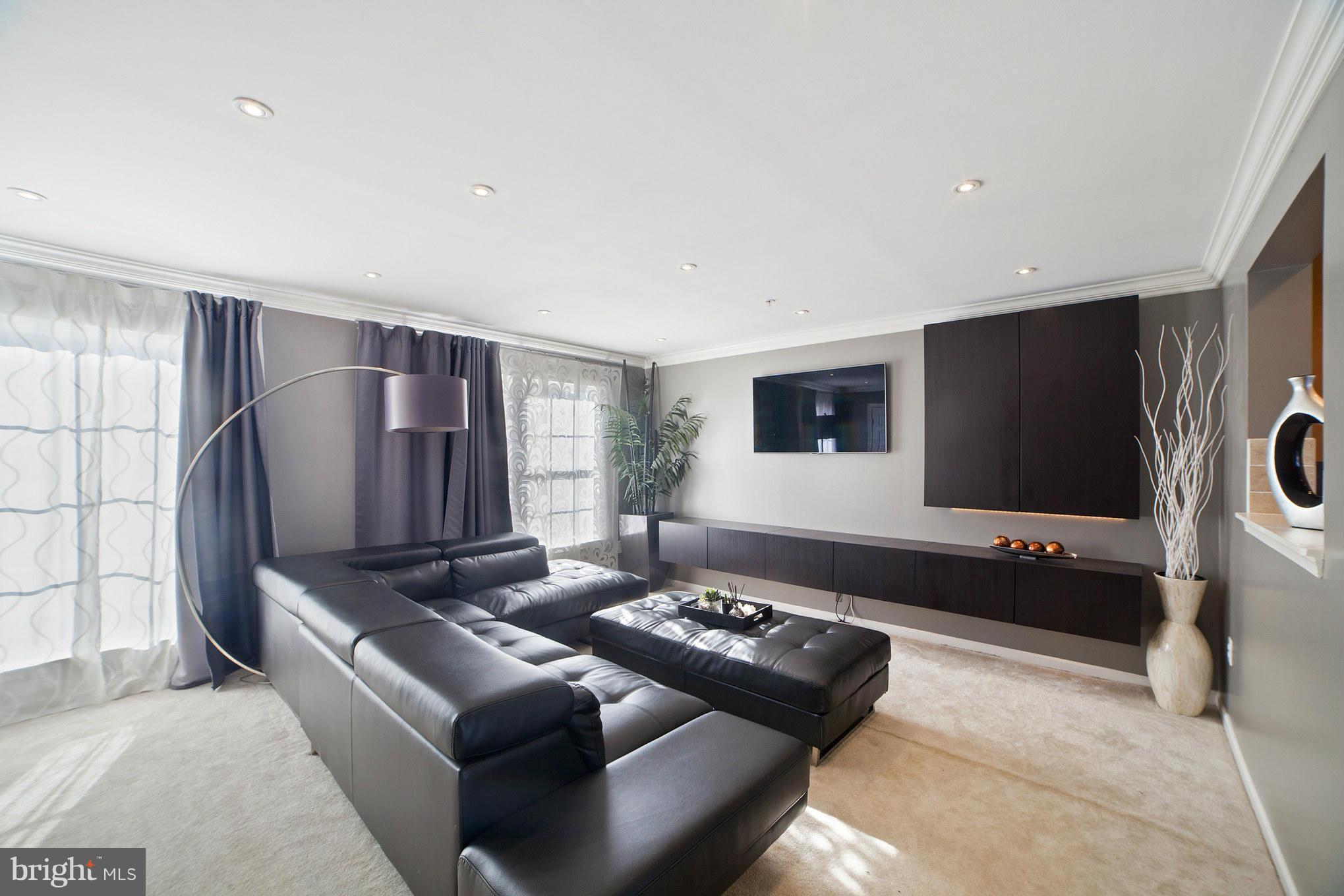 MIRAMAR LANDING - Residential