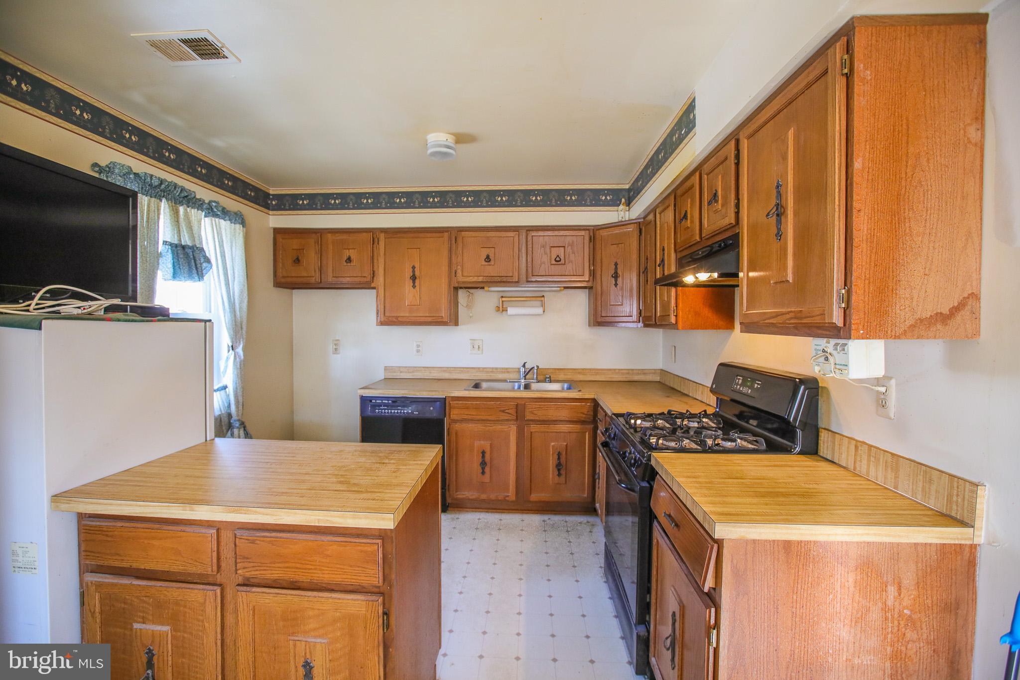 14849 CHERRYDALE DRIVE