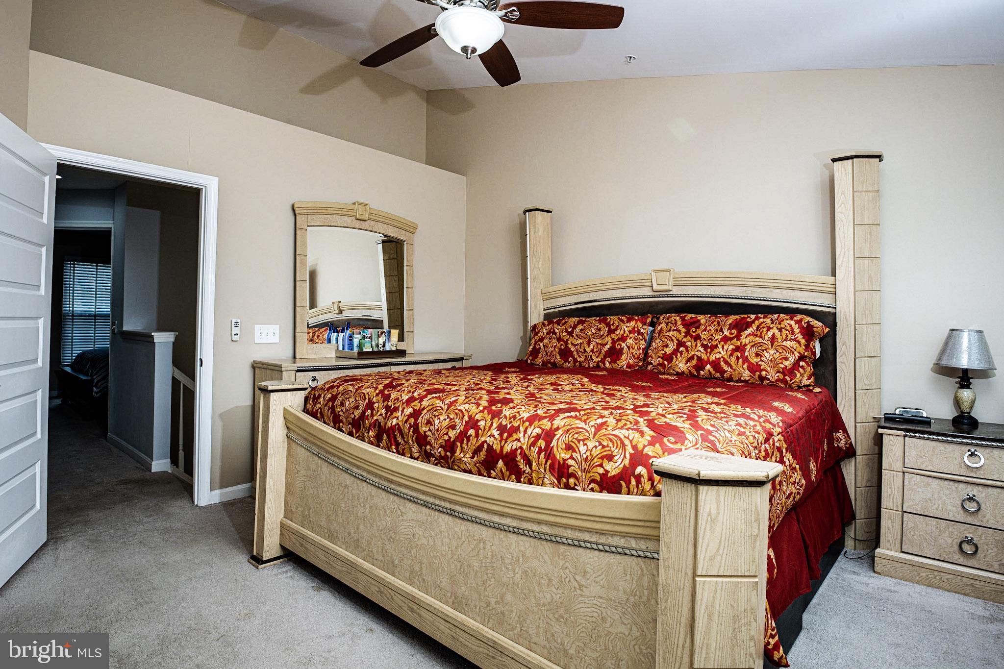 THE VILLAGES OF LYONSFIELD RUN - Residential