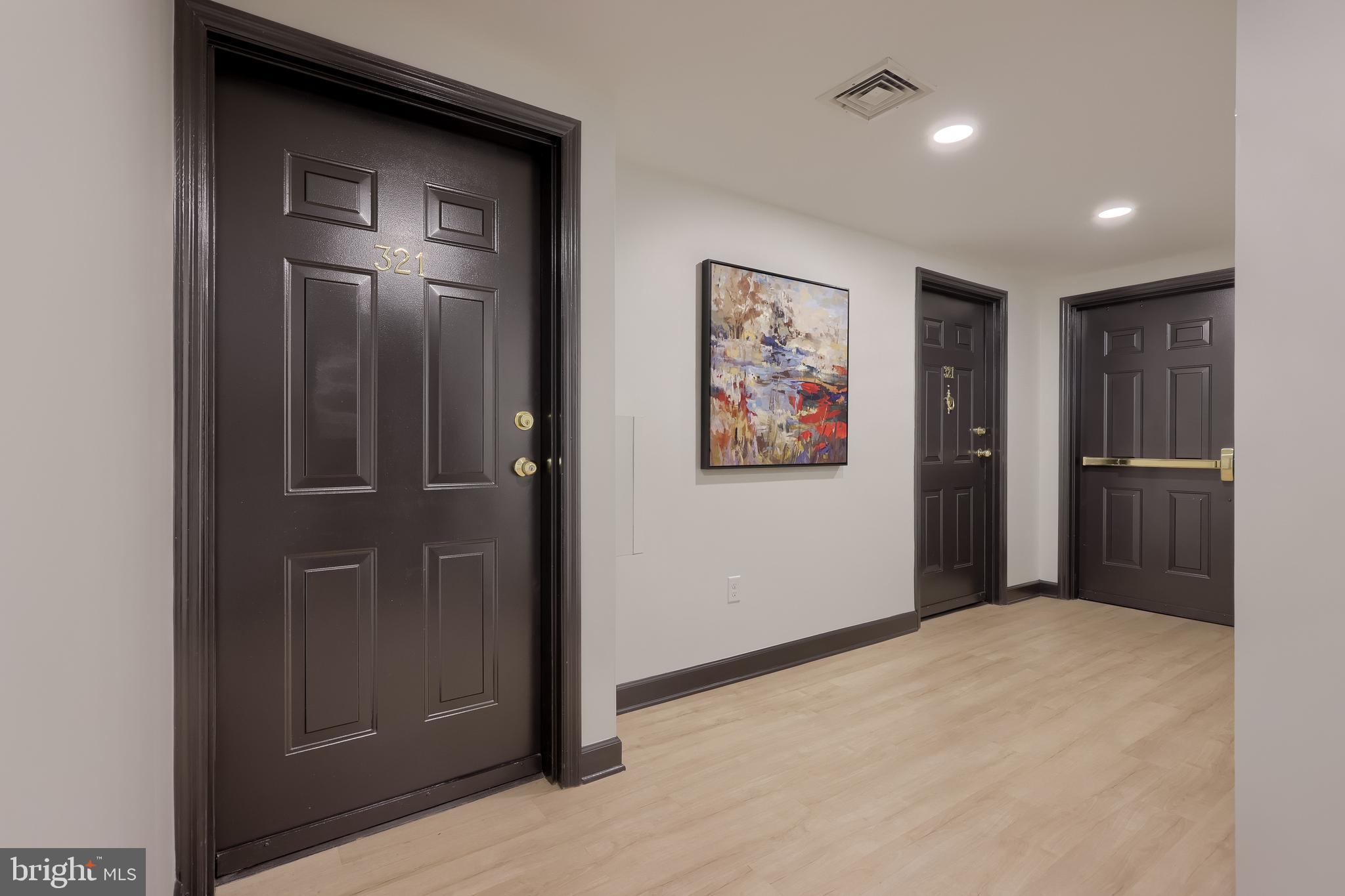 THE CREST - Residential