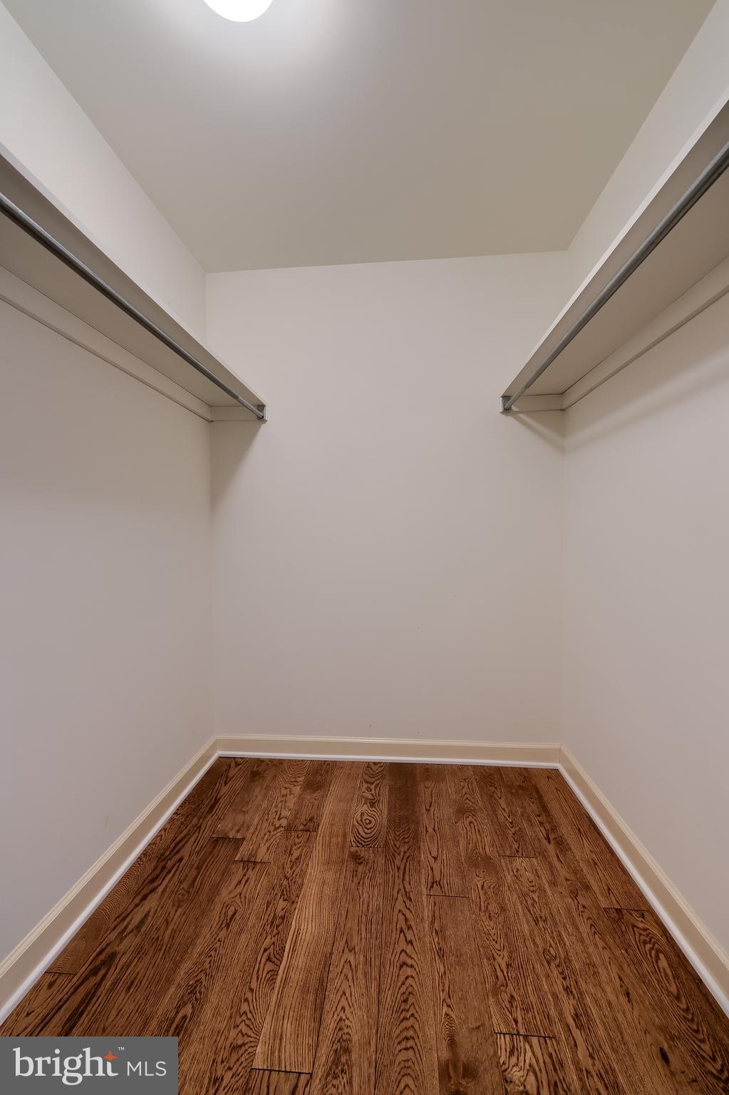 THE CREST - Residential