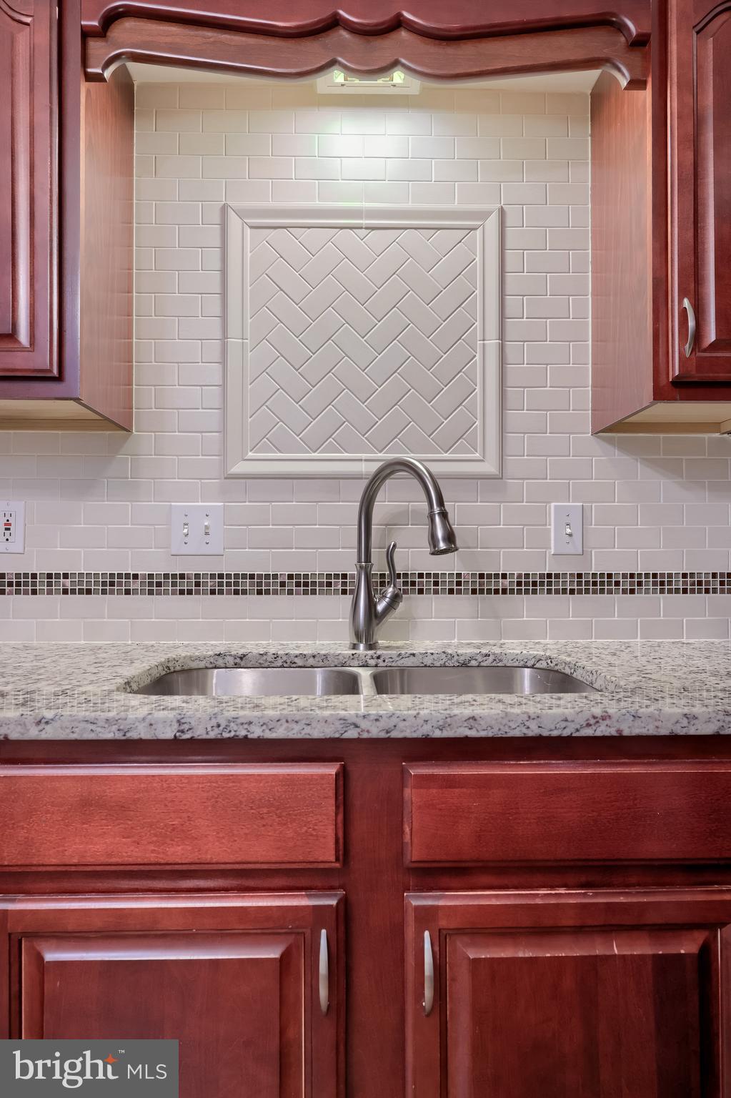 THE CREST - Residential