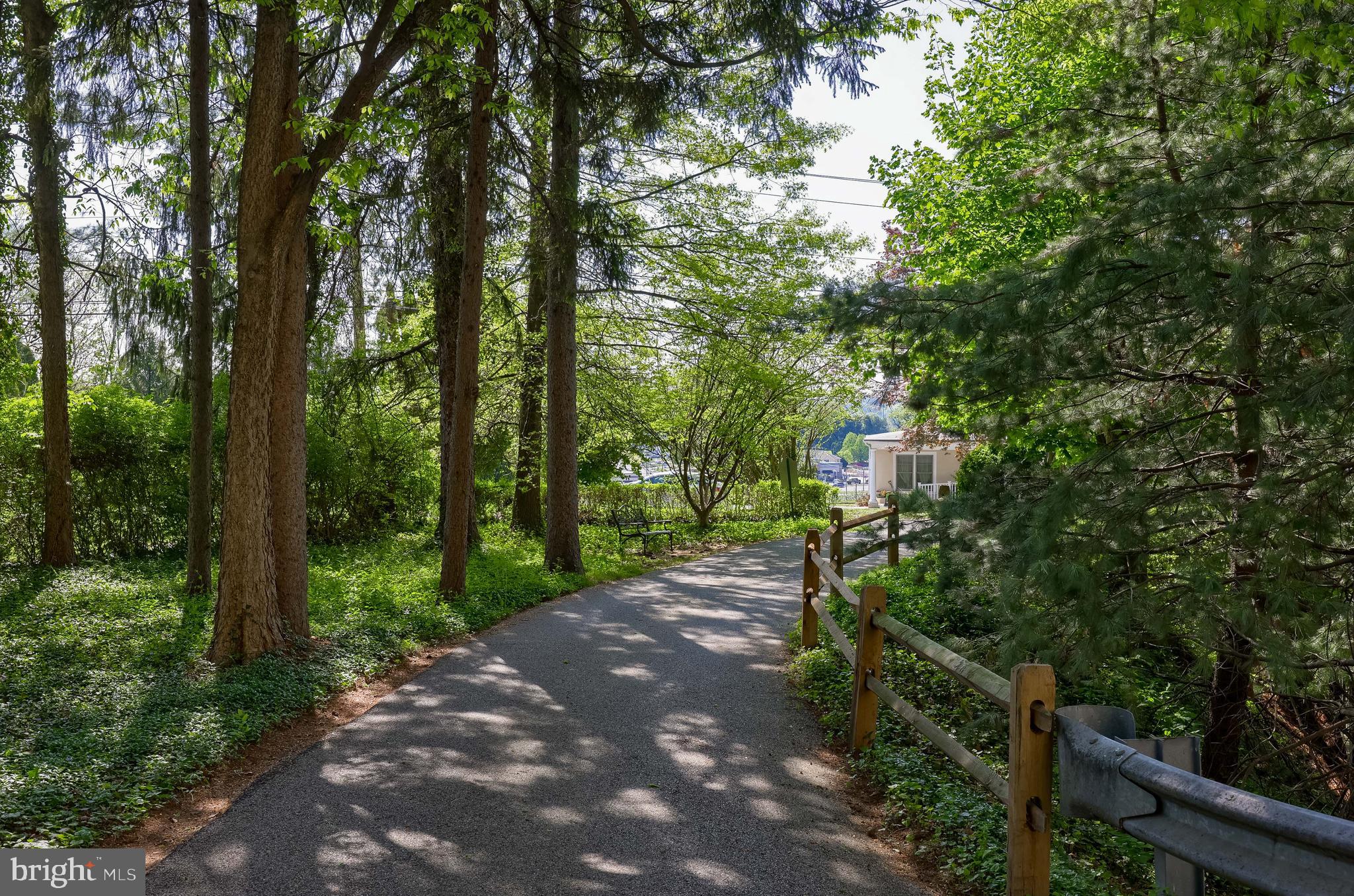 THE CREST - Residential