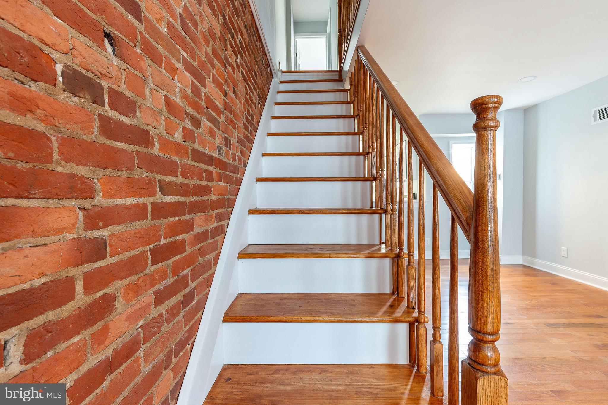 KENSINGTON - Residential