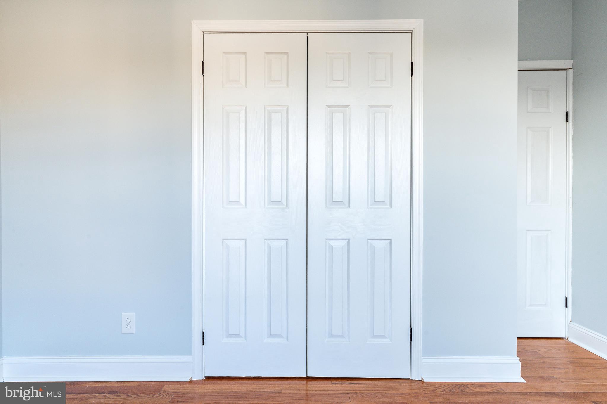 KENSINGTON - Residential