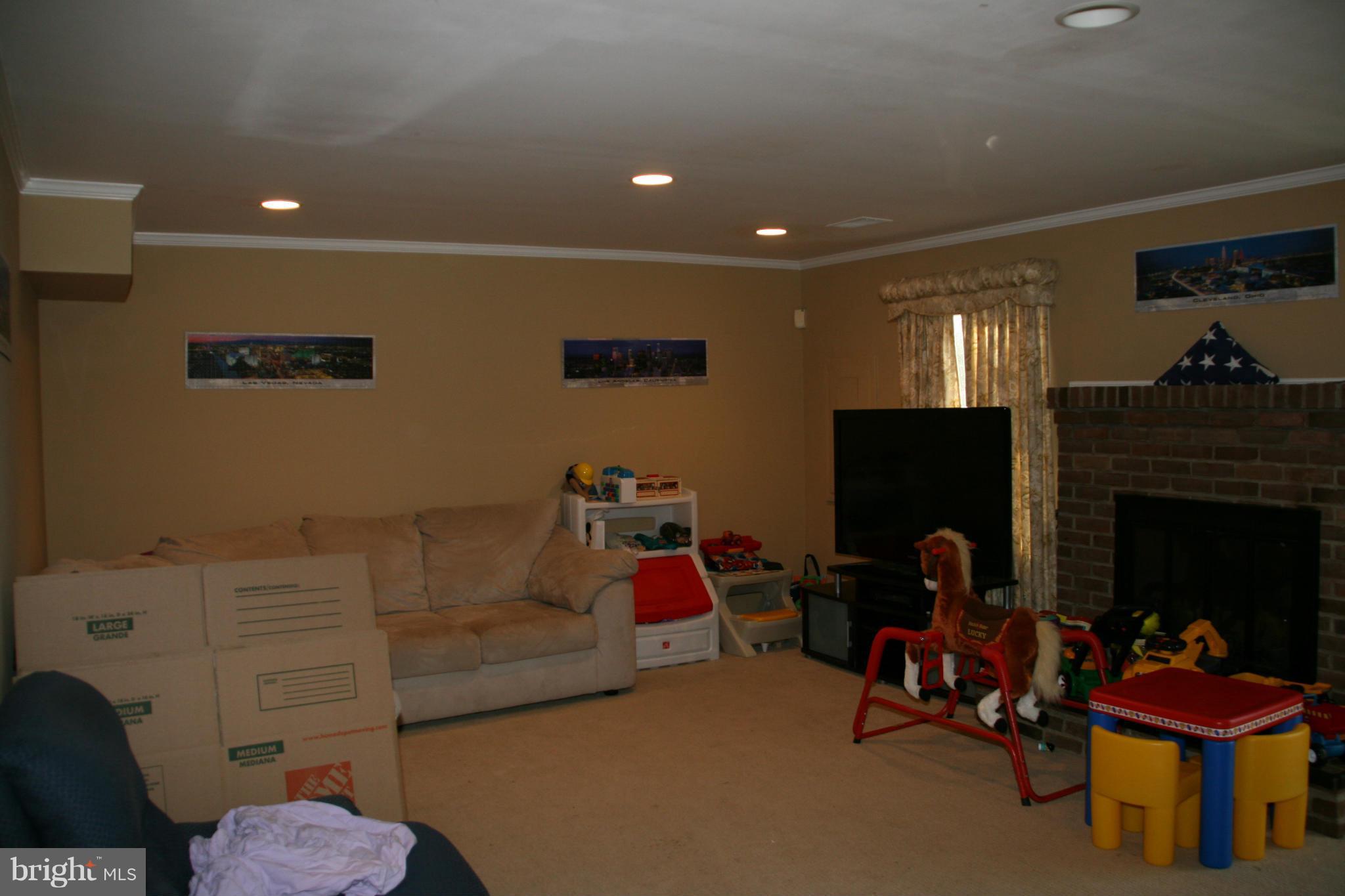 STONEHURST - Residential Lease