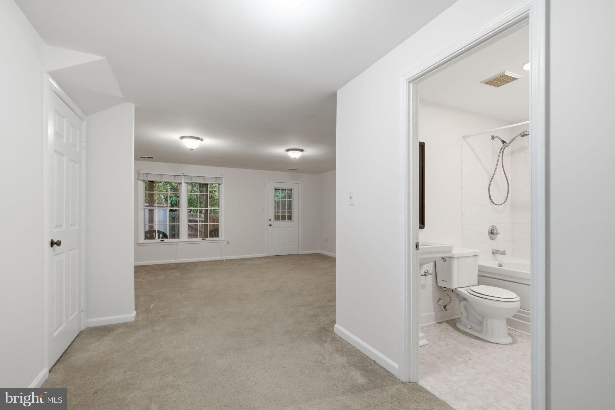 4226 DEVONWOOD WAY