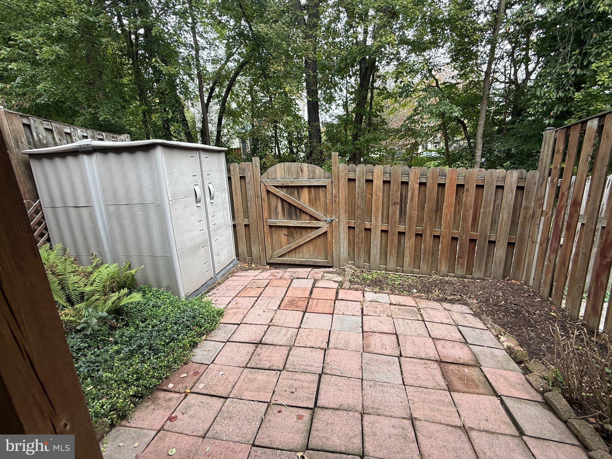 4226 DEVONWOOD WAY
