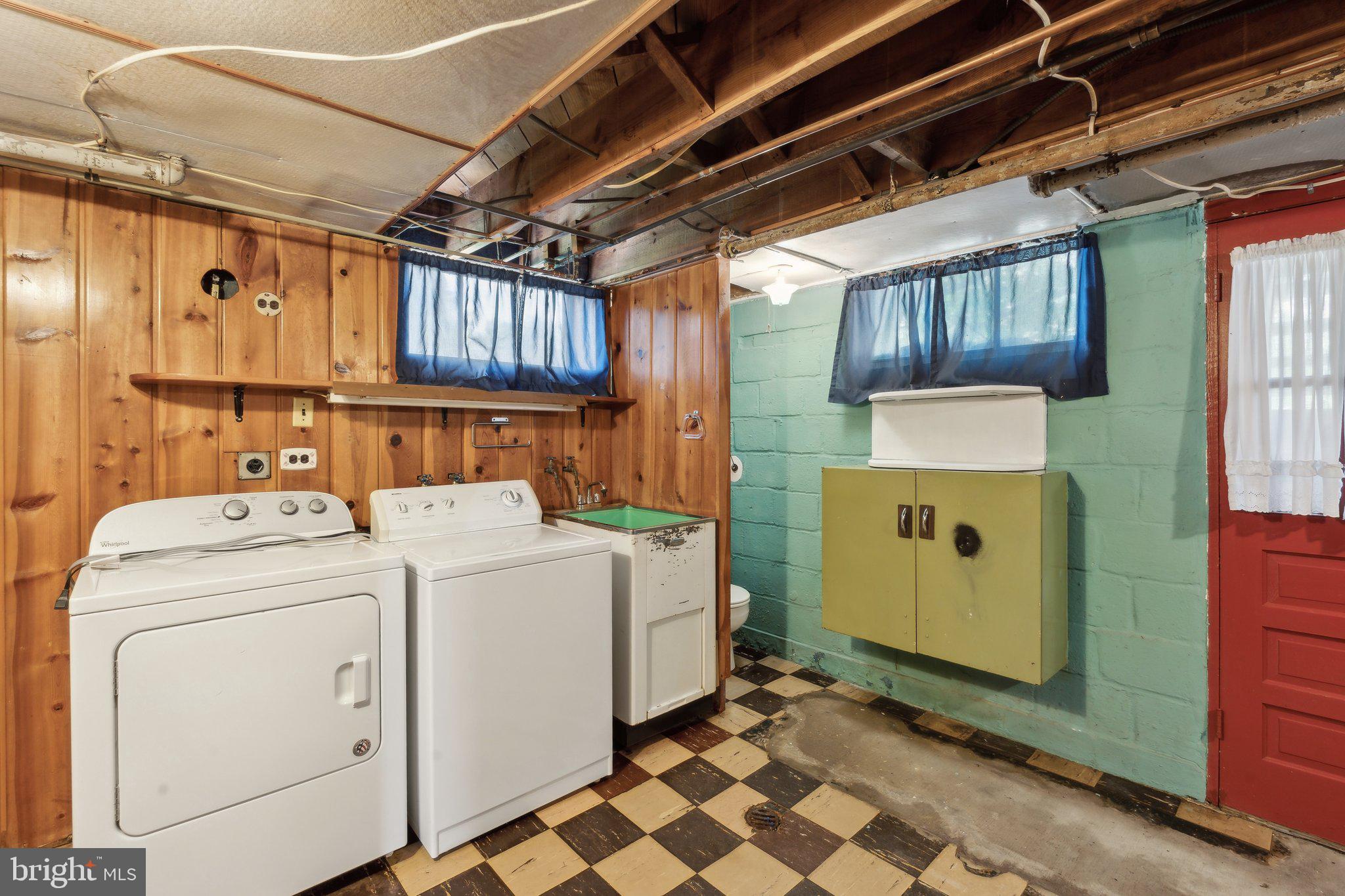 FAIRVIEW - Residential