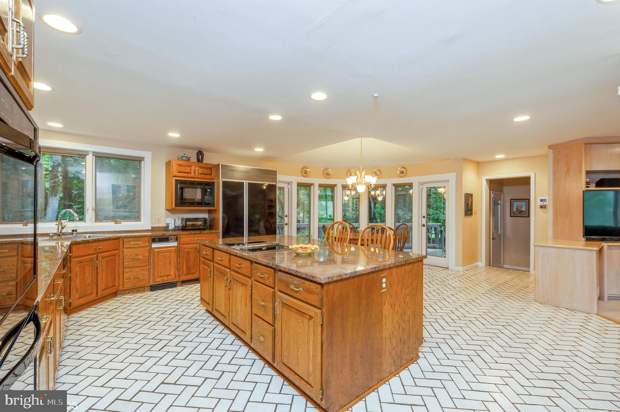 KEYSER WOODS - Residential Lease