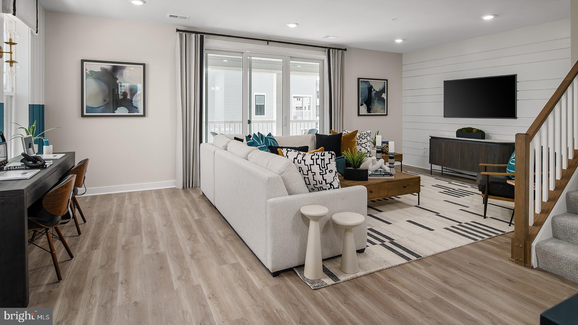 MONTGOMERY VILLAGE - Residential