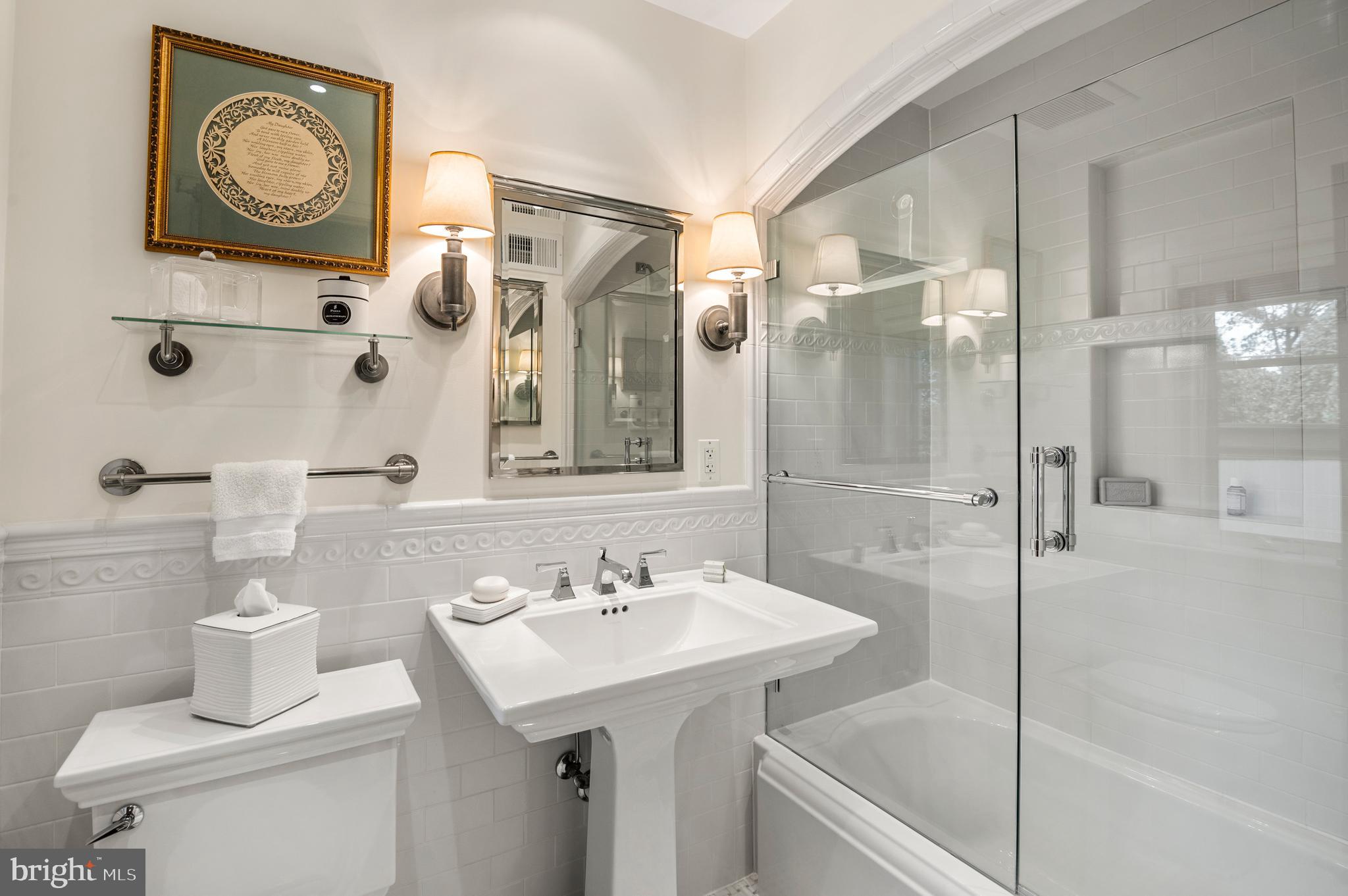 CHEVY CHASE - Residential