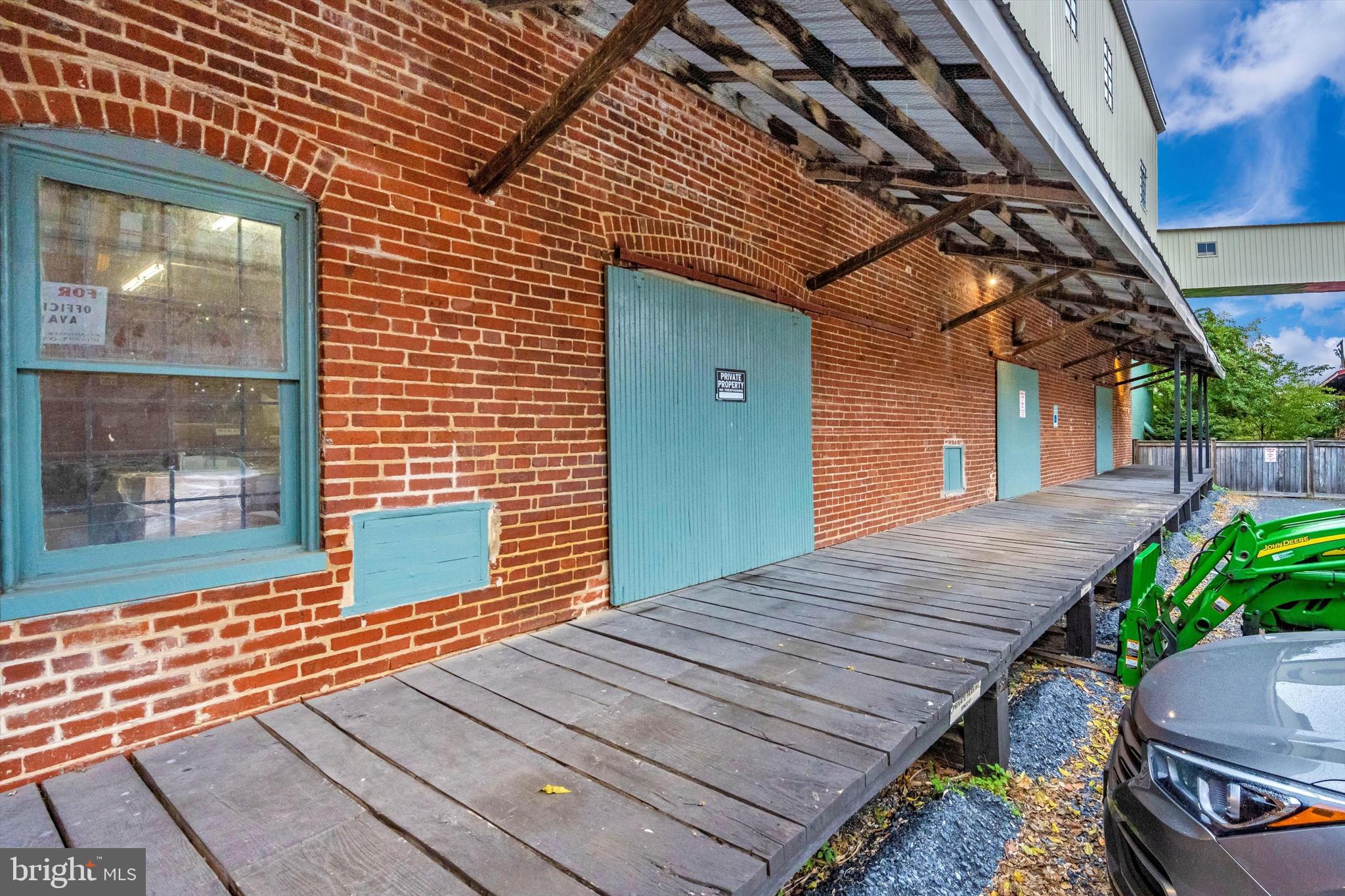 FREDERICK HISTORIC DISTRICT - Commercial Sale