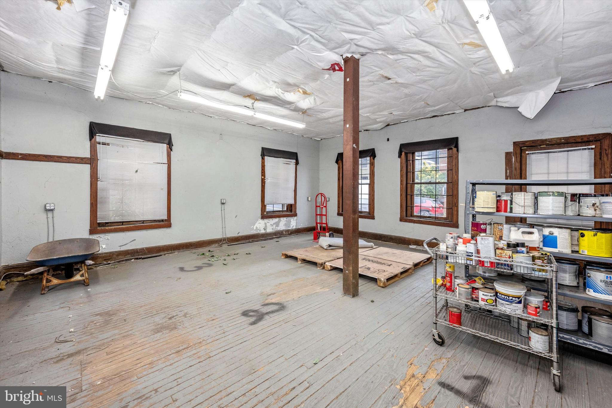 37-39 E SOUTH STREET 4-5