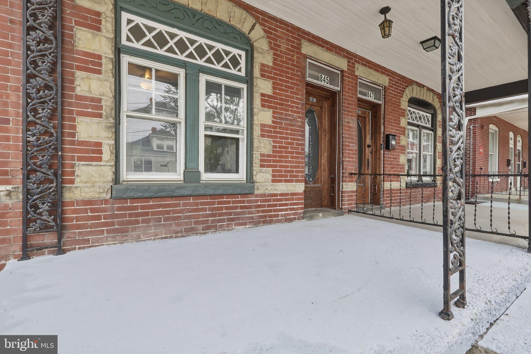 845-847 W WASHINGTON STREET