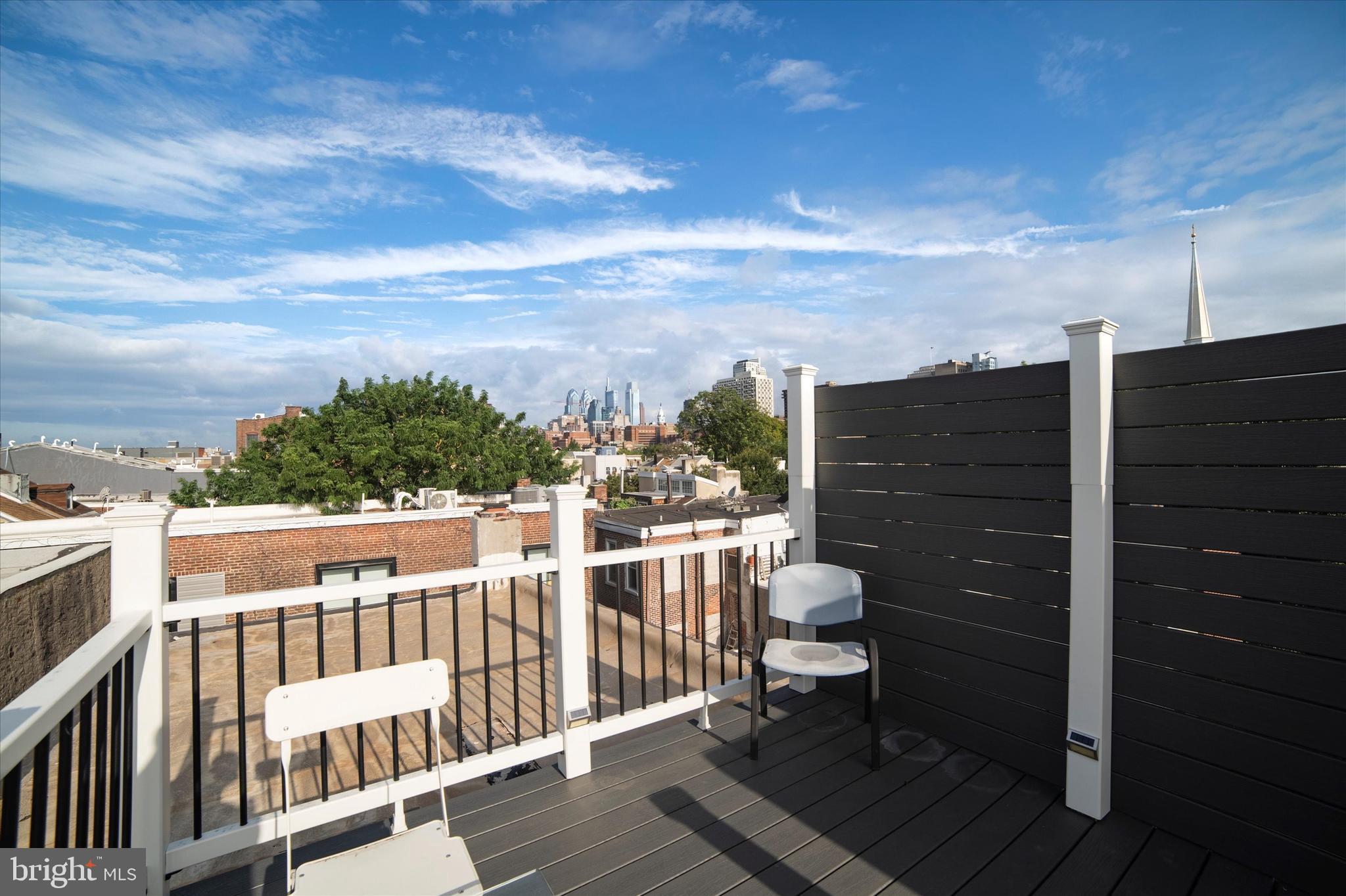 SOCIETY HILL - Residential Lease