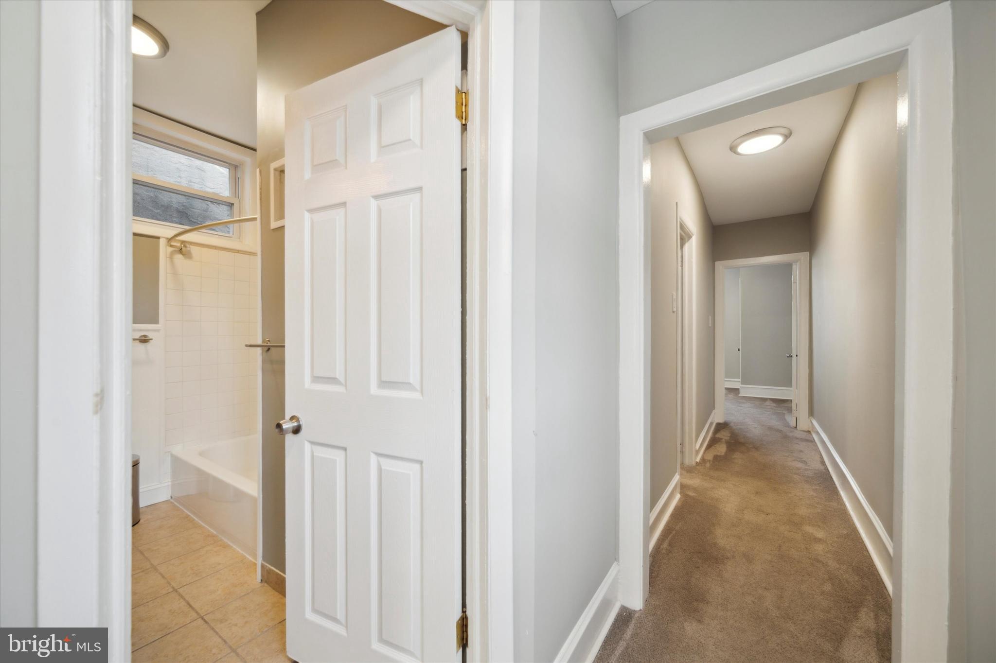 SOCIETY HILL - Residential Lease