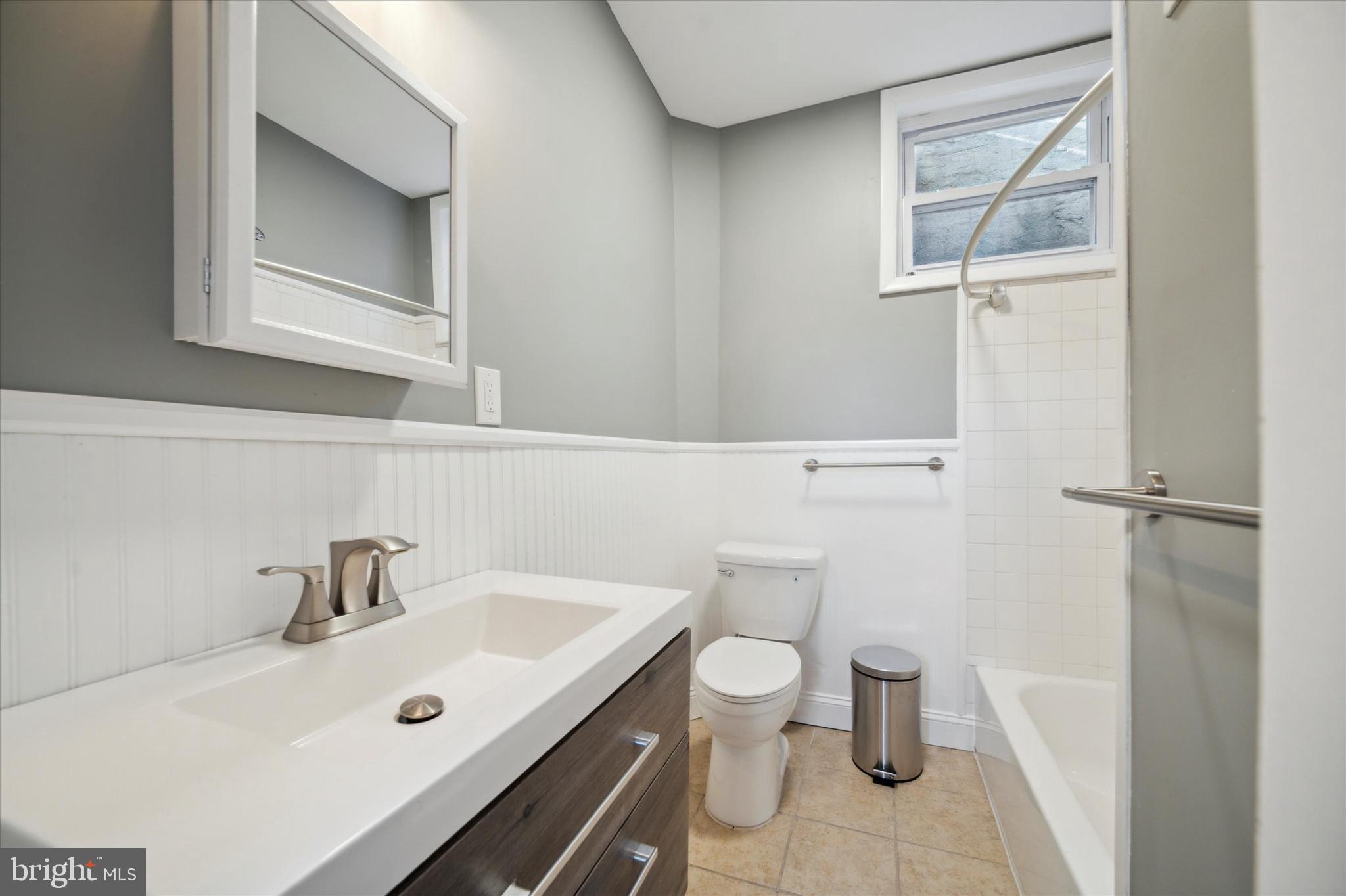 SOCIETY HILL - Residential Lease