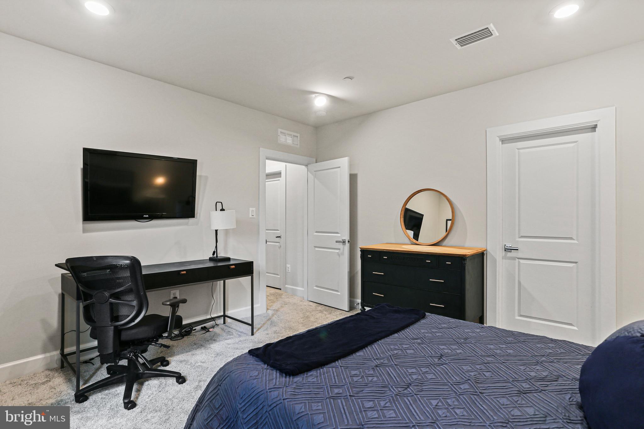 THE WOODLANDS - Residential