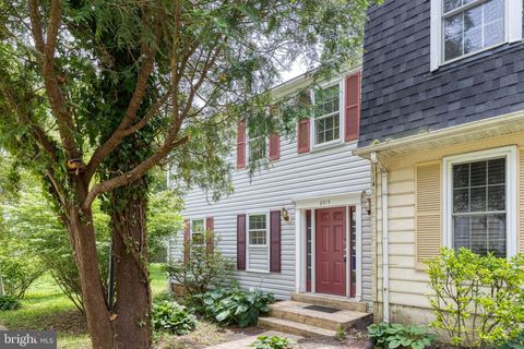 8915 BLADE GREEN LANE COLUMBIA MD 21045