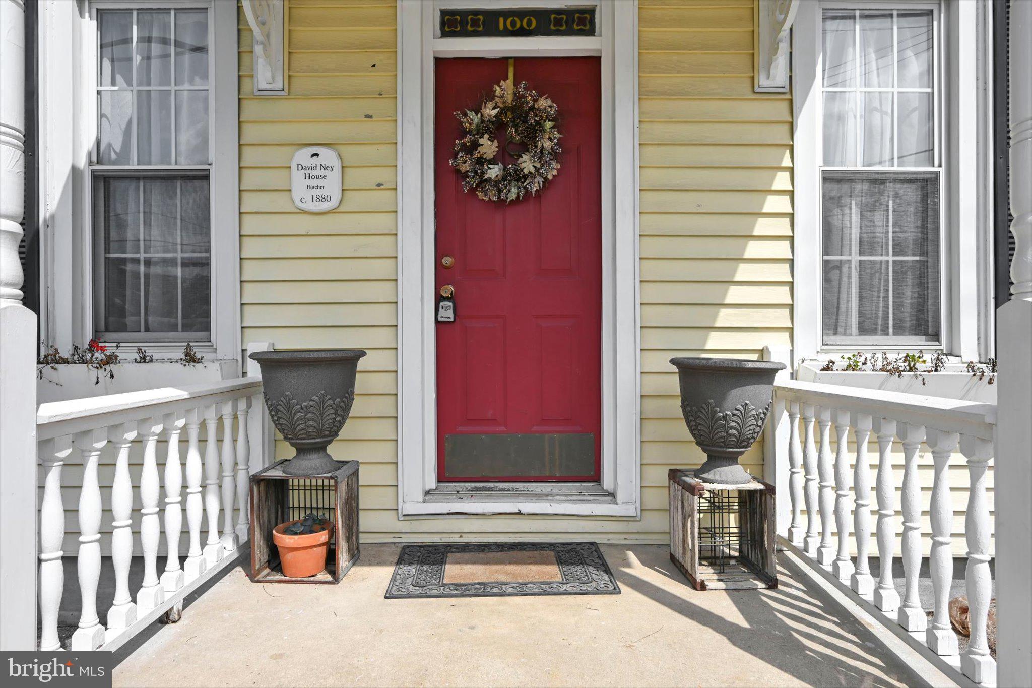 100 N LANCASTER STREET