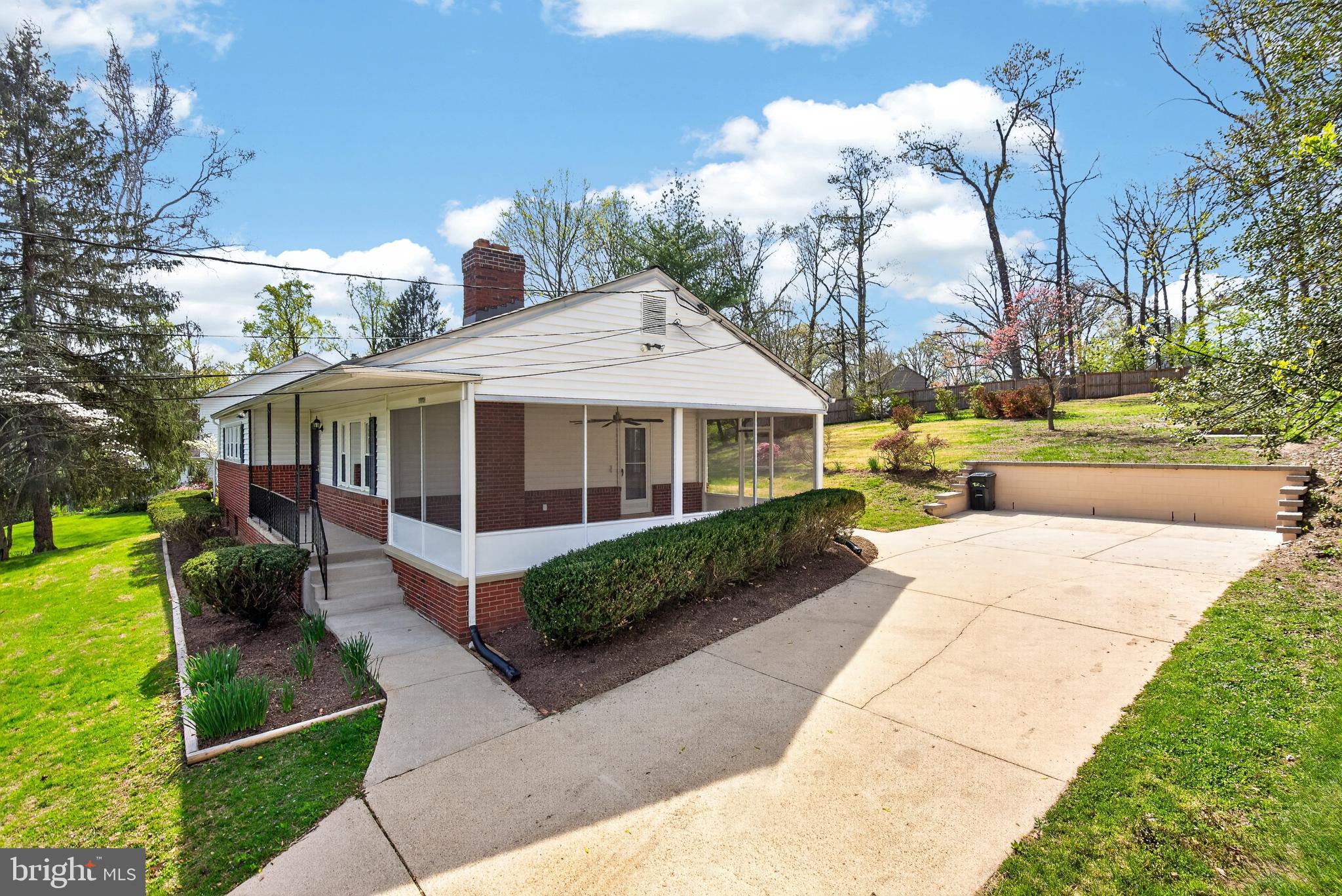 OAKHURST - Residential