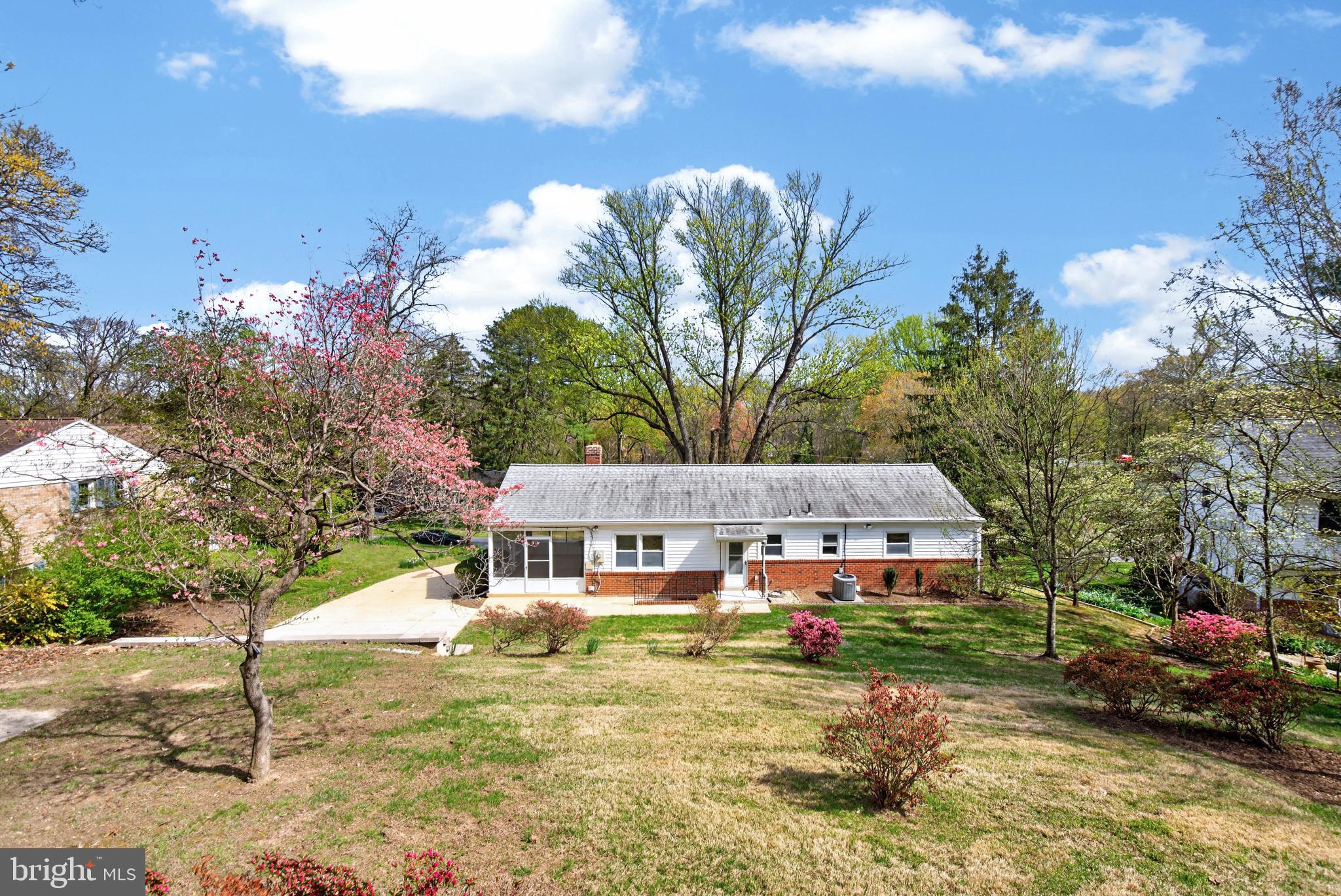 OAKHURST - Residential