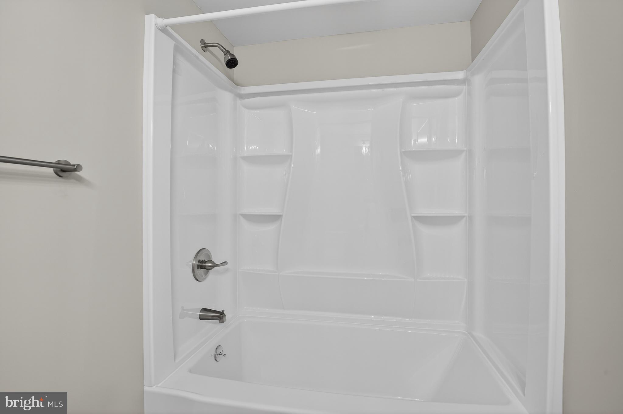 OAKHURST - Residential