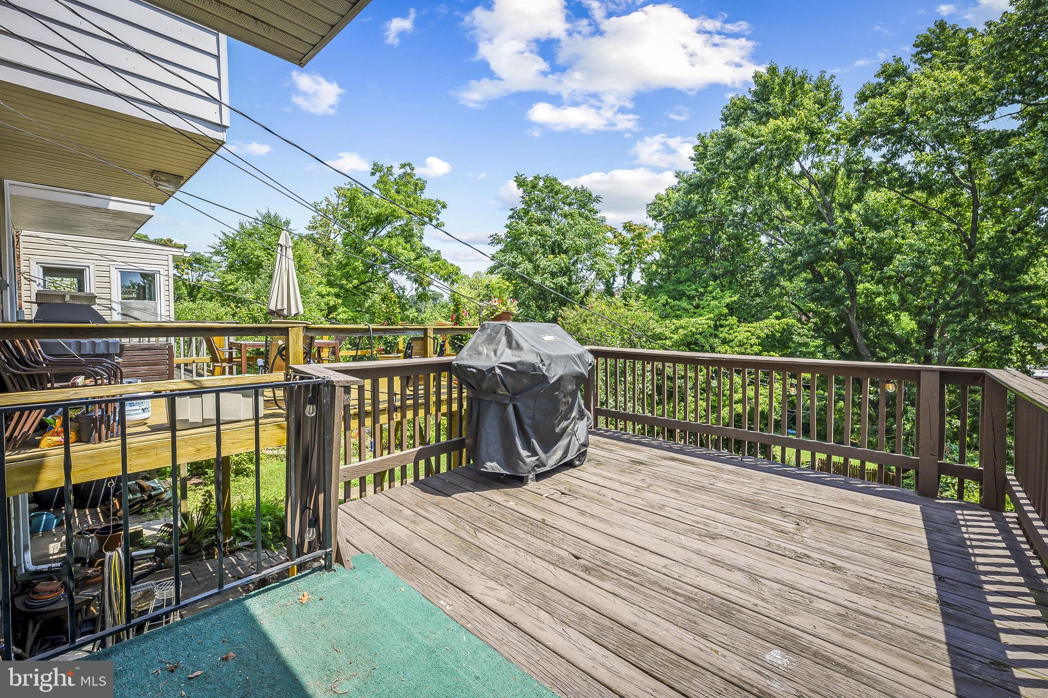 HAMPDEN HISTORIC DISTRICT - Residential