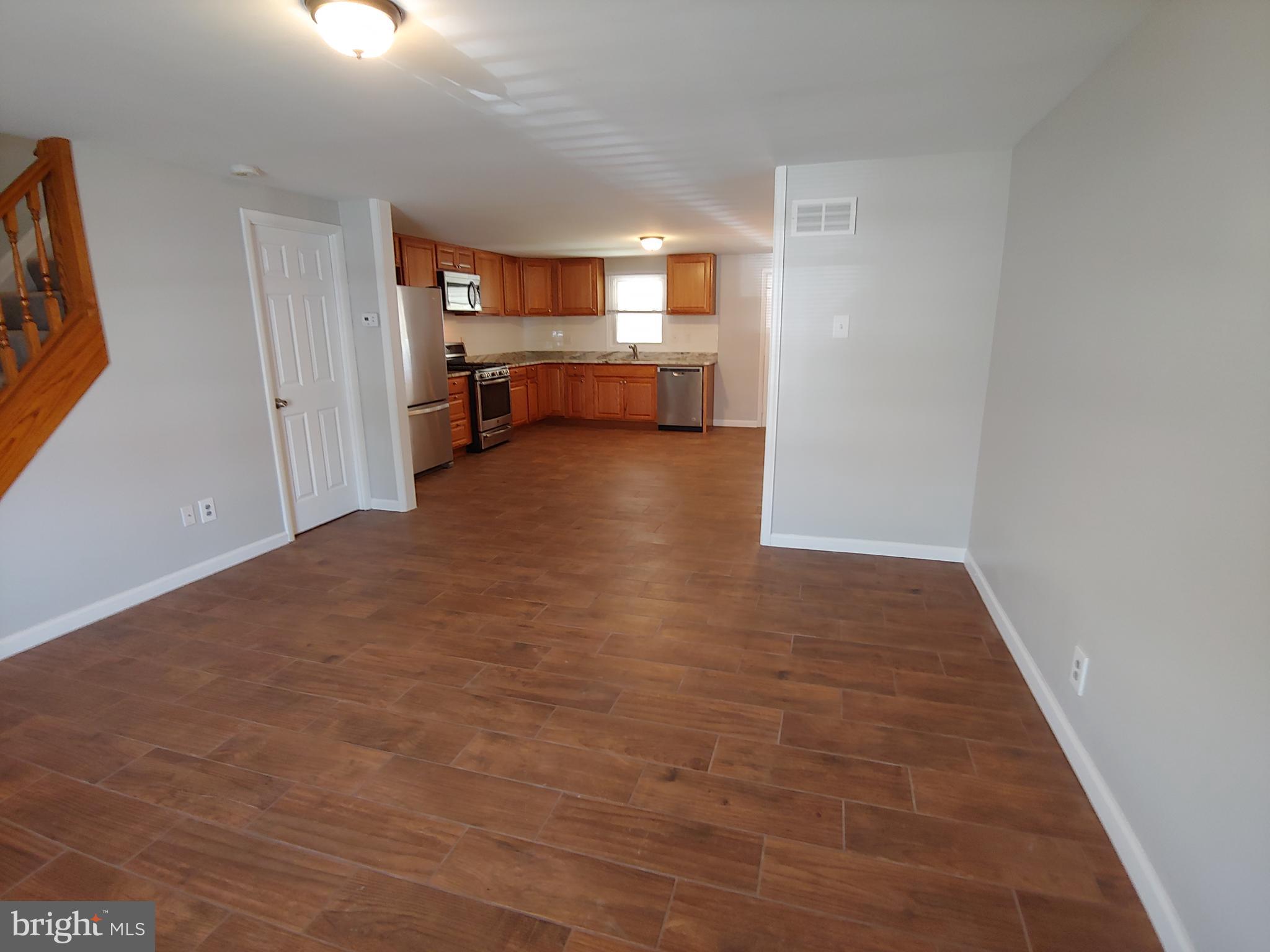 ESSEX - Residential Lease