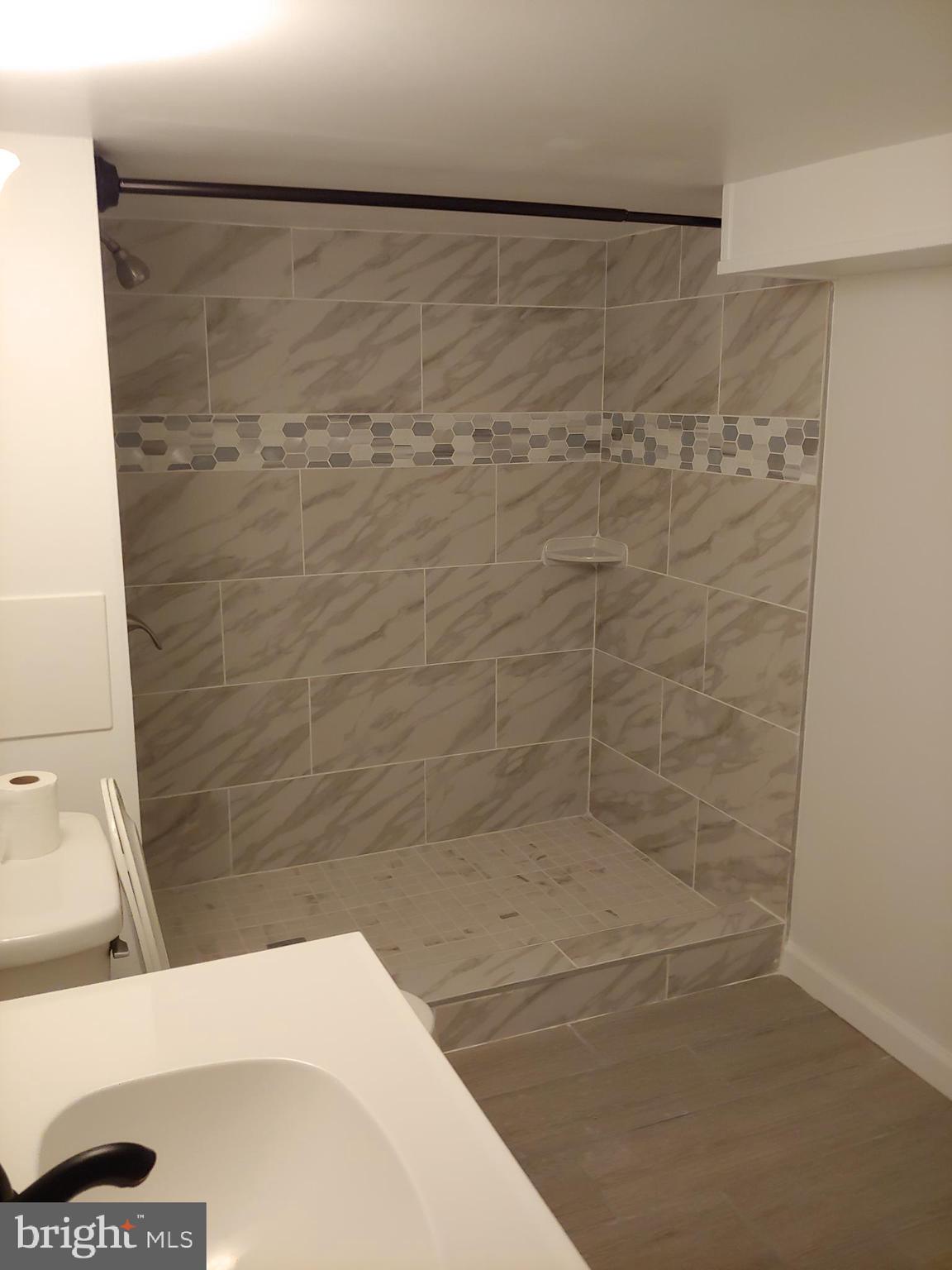 ESSEX - Residential Lease