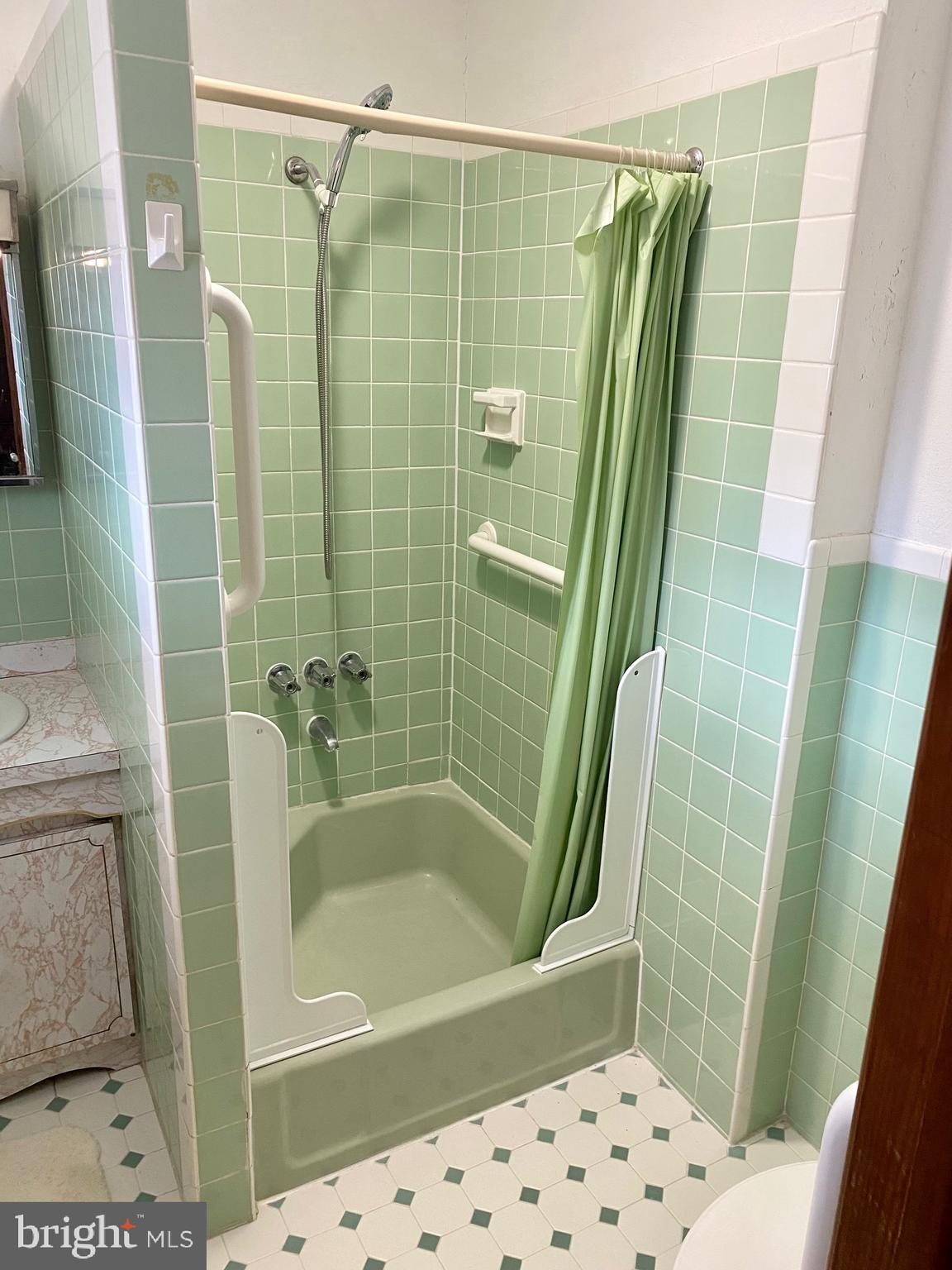 GLEN ASHTON FARMS - Residential