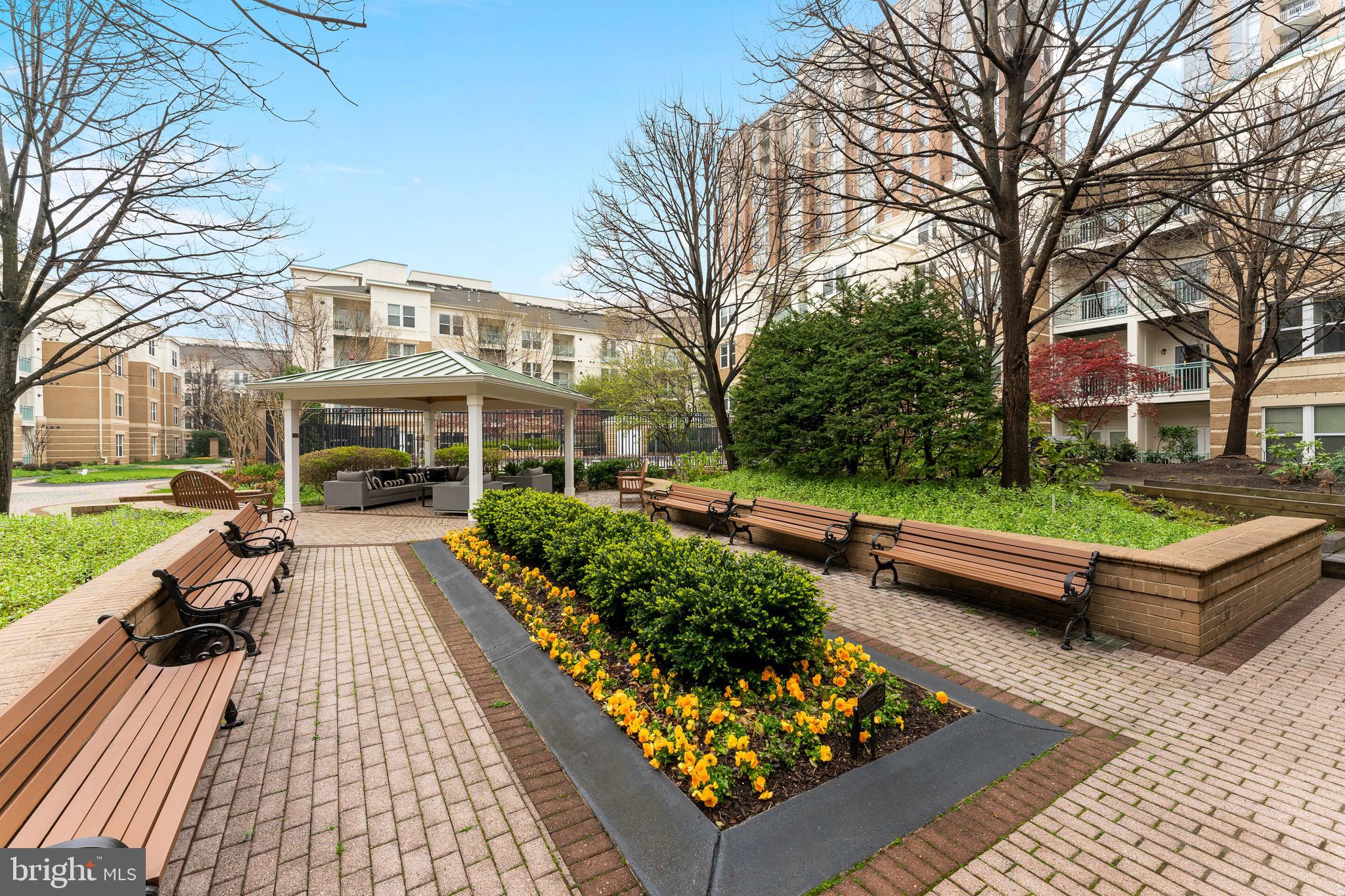 SAVOY AT RESTON TOWN CENTER - Residential Lease