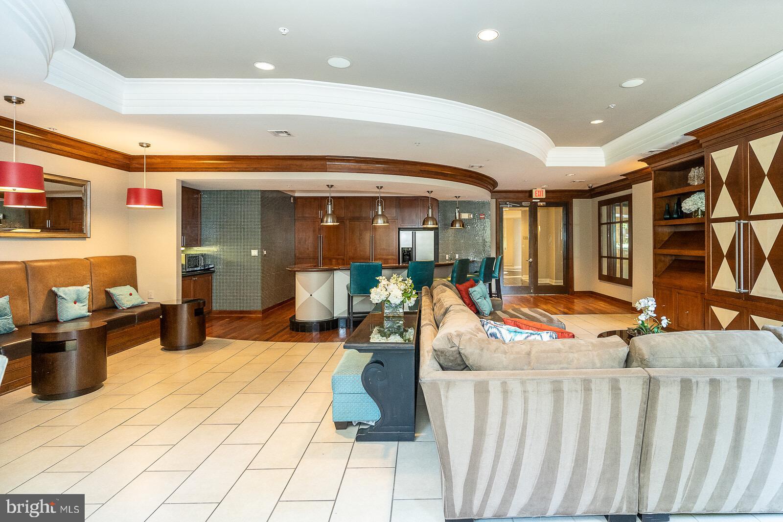 SAVOY AT RESTON TOWN CENTER - Residential Lease