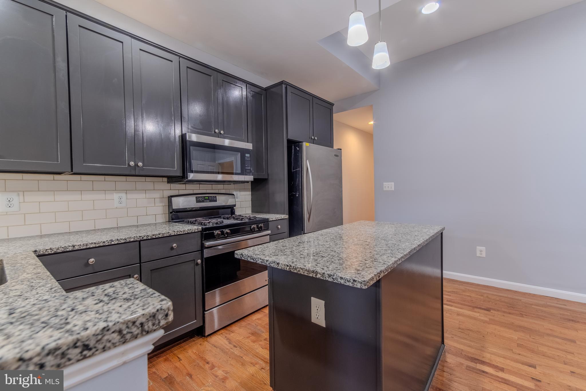 CHARLES VILLAGE - Residential Lease