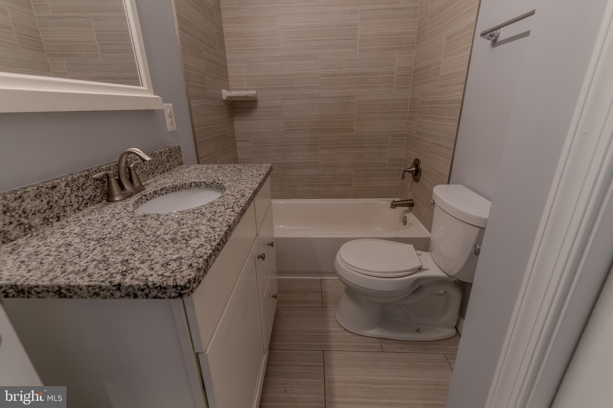 CHARLES VILLAGE - Residential Lease