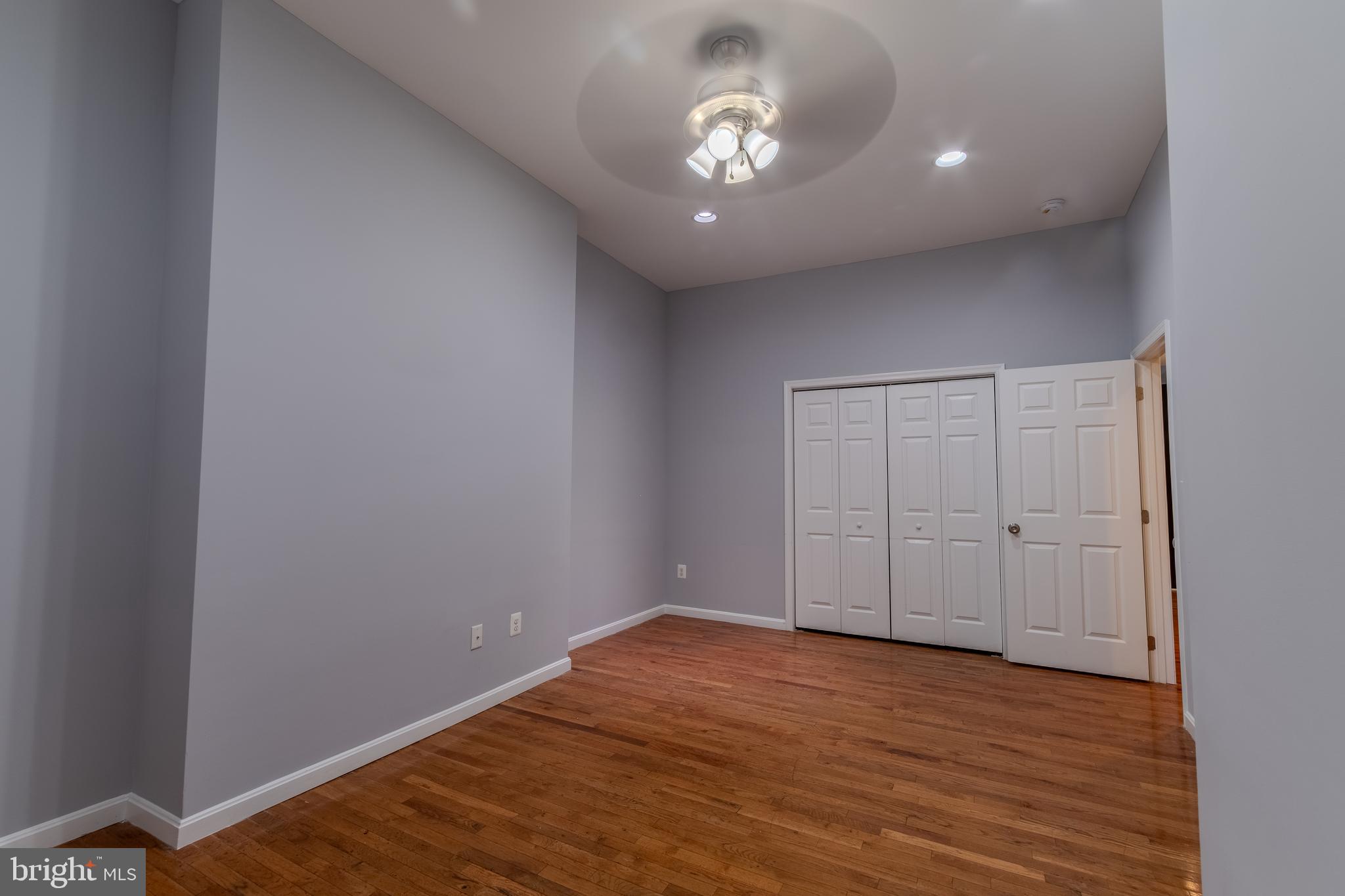 CHARLES VILLAGE - Residential Lease