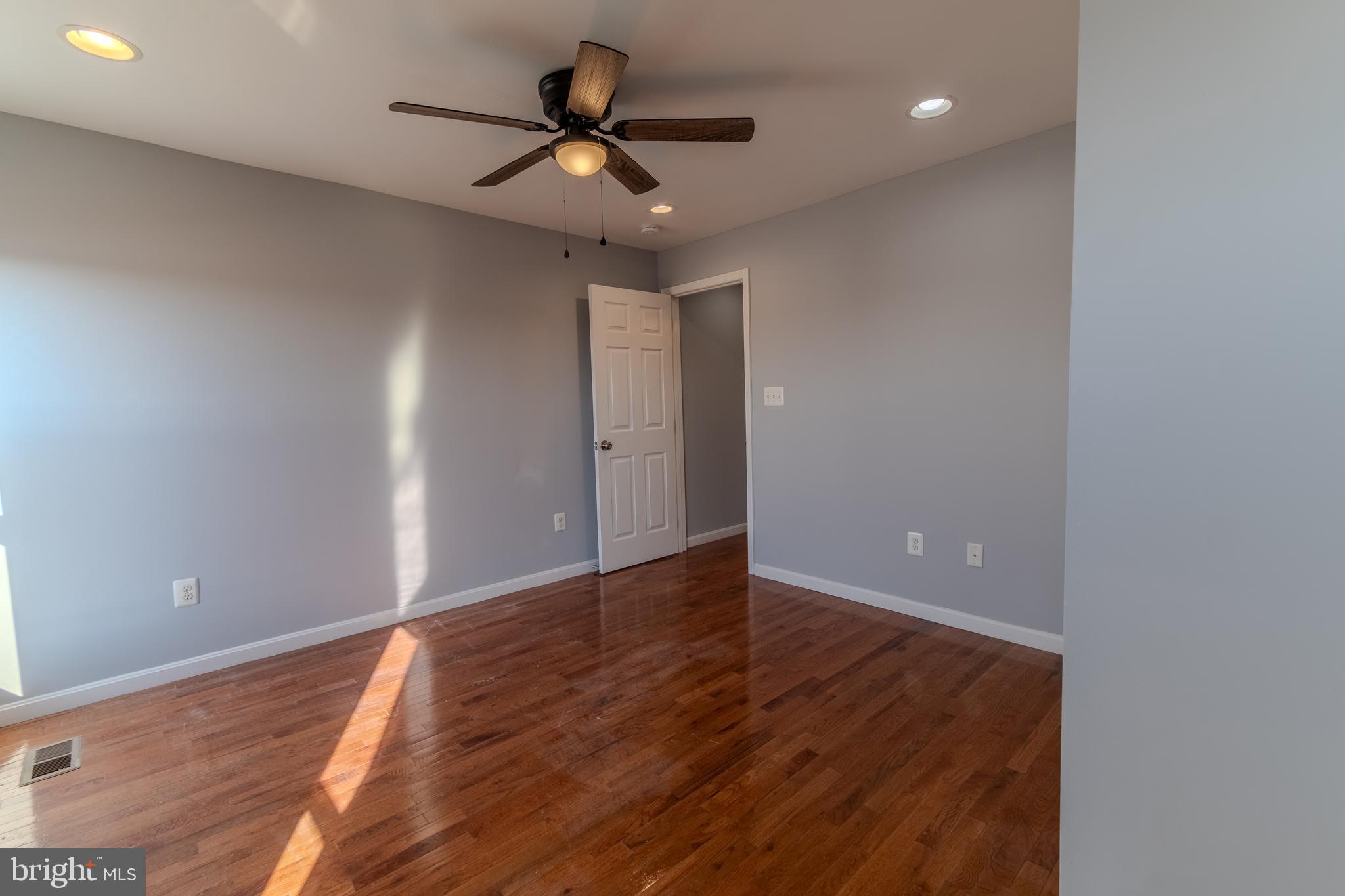 CHARLES VILLAGE - Residential Lease