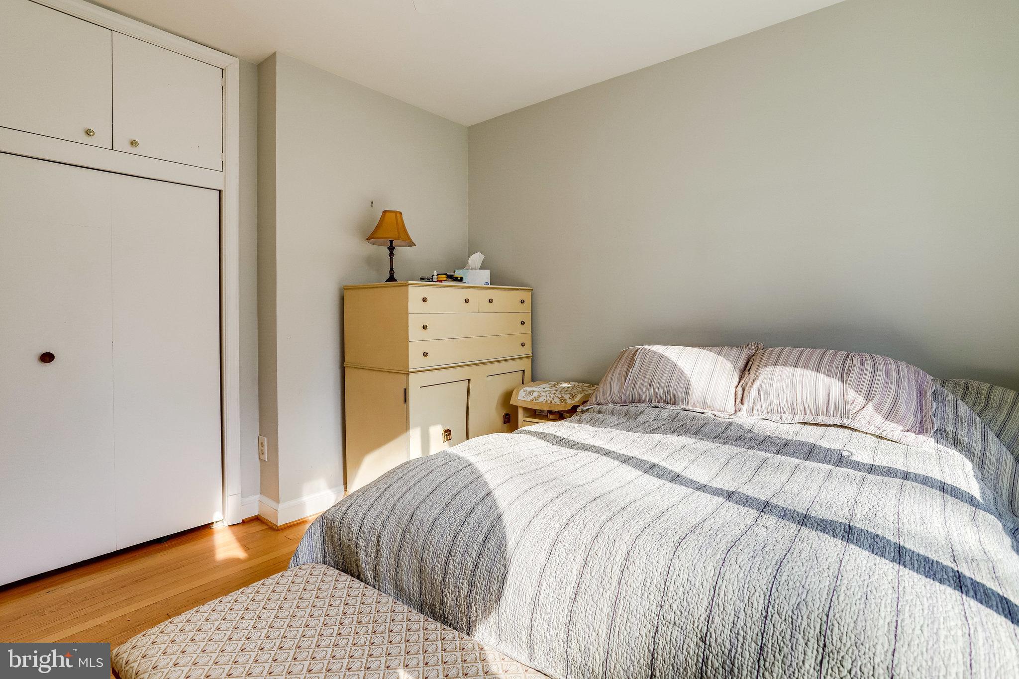 LAKE BARCROFT - Residential Lease