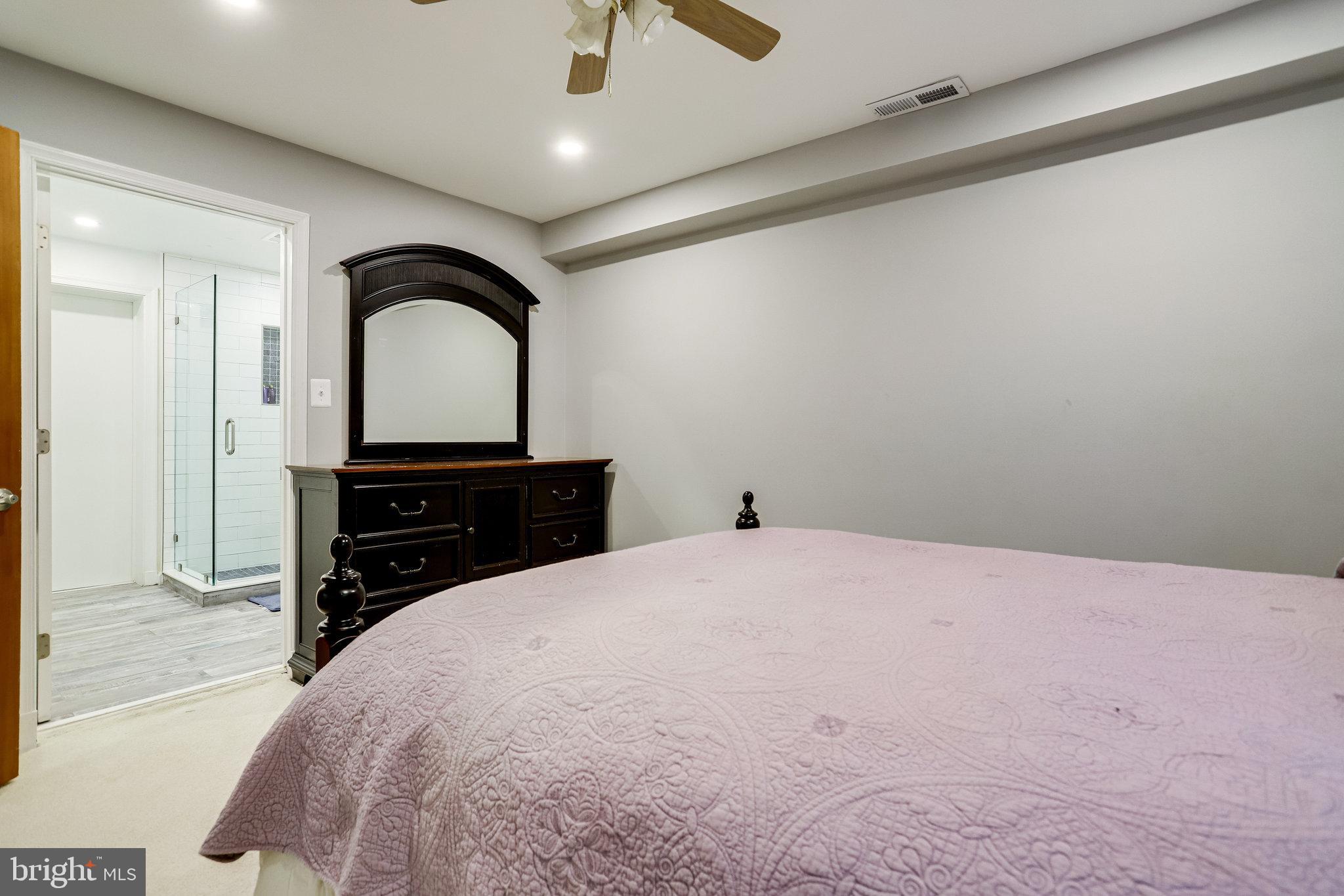 LAKE BARCROFT - Residential Lease