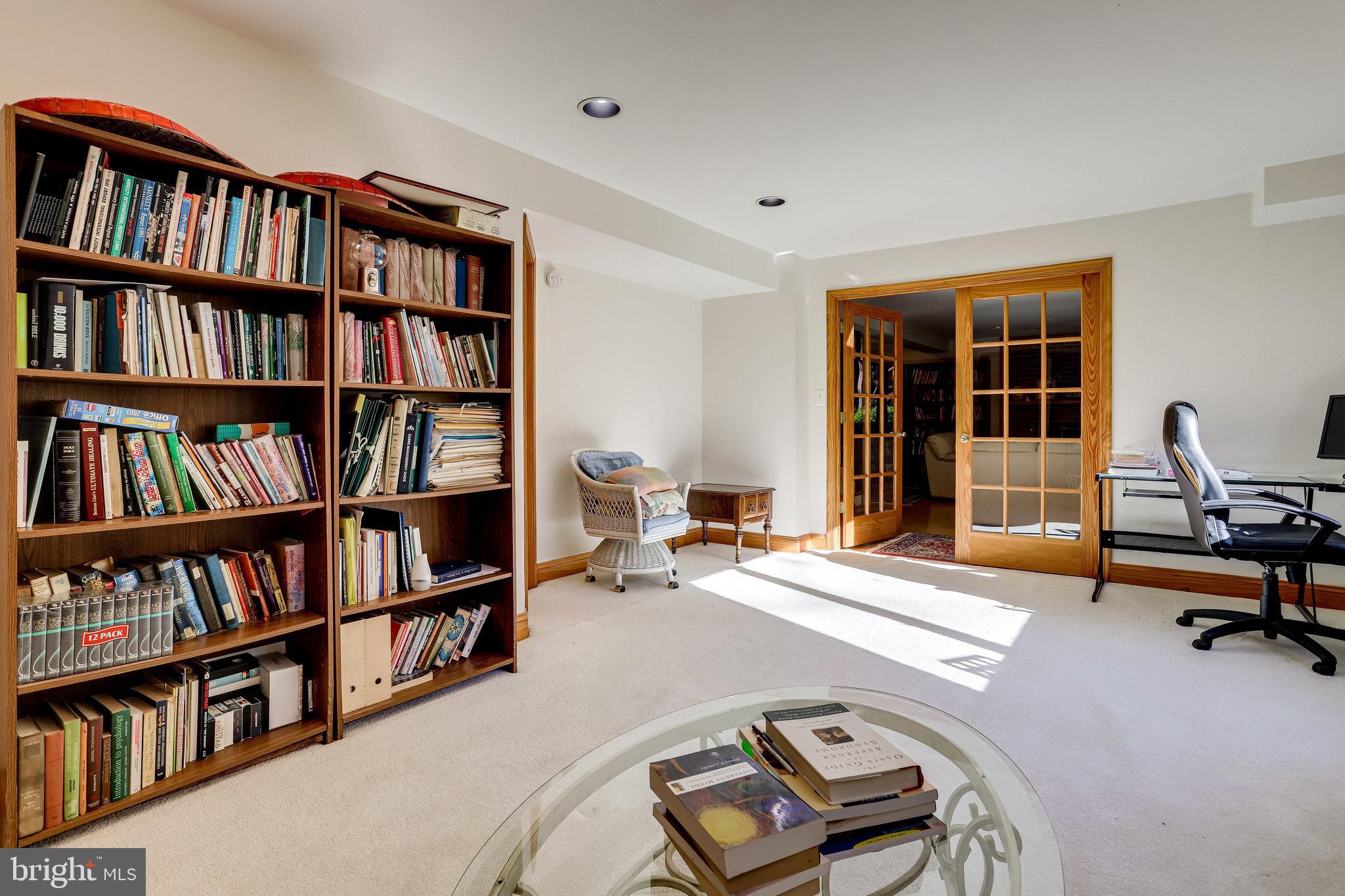 LAKE BARCROFT - Residential Lease